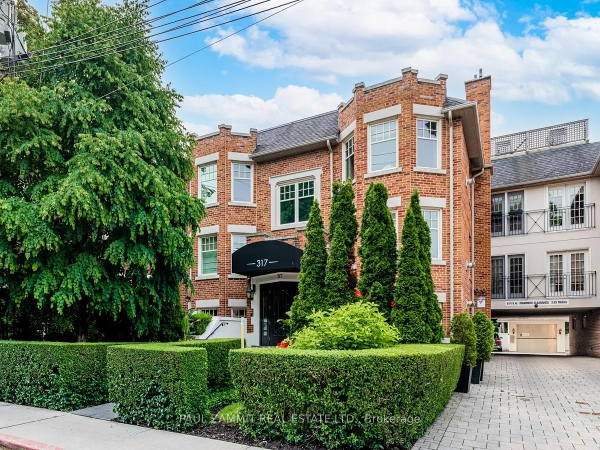 Front of Unit 1B, 317 Lonsdale Road