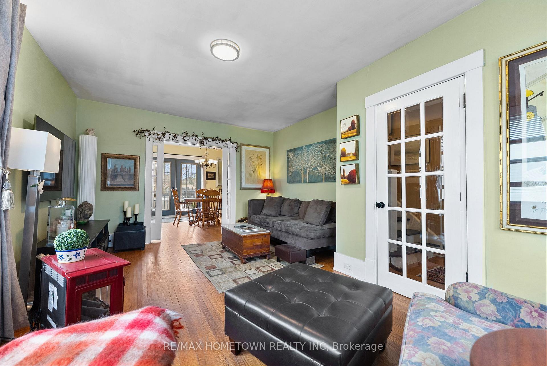 Photo 9 of 28 Centre Street, Edwardsburgh/Cardinal, Edwardsburgh/Cardinal Twp — HOMEH
