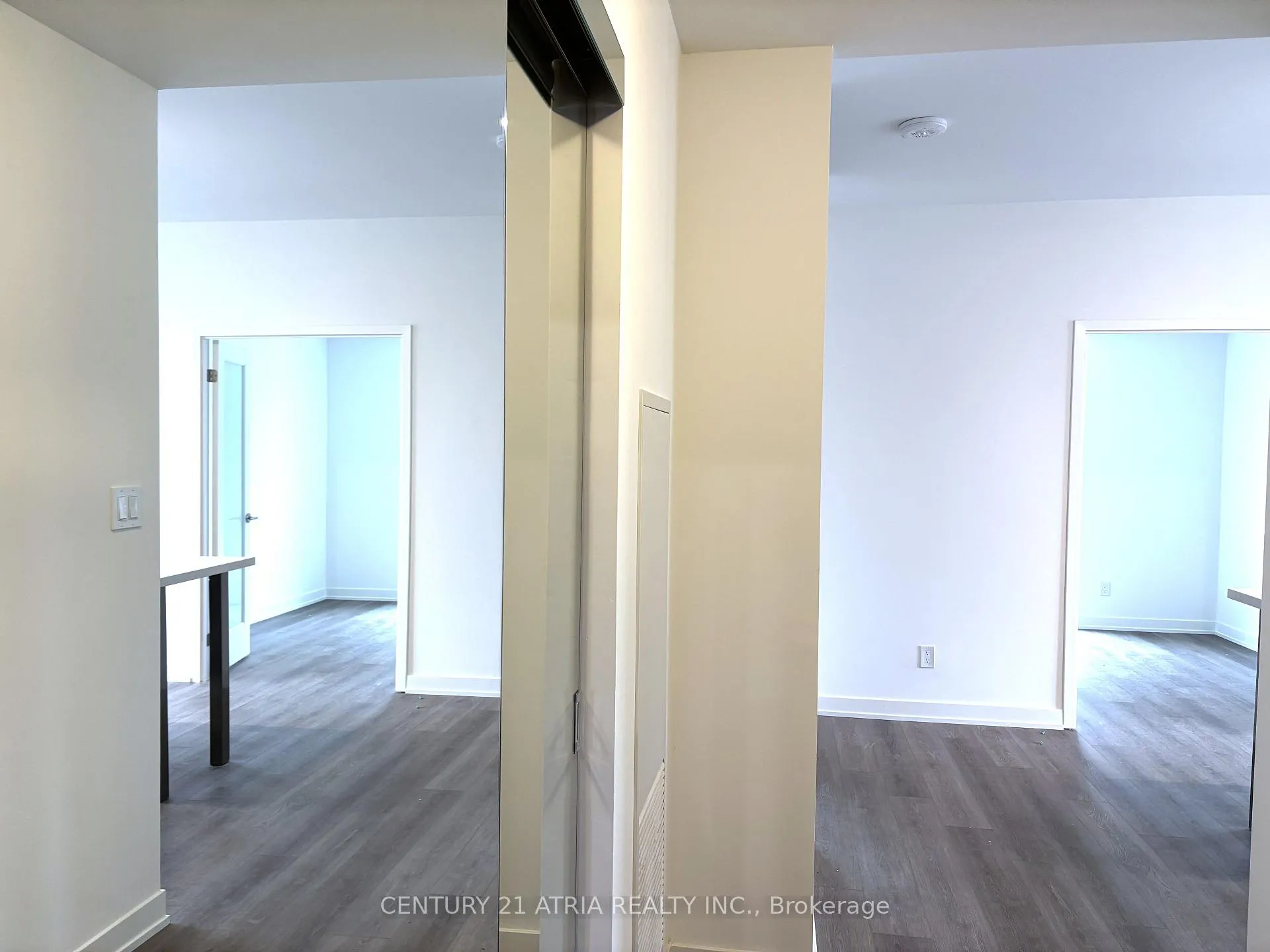 Photo 3 of Unit 803, 292 Verdale Crossing, Markham, Unionville — HOMEH