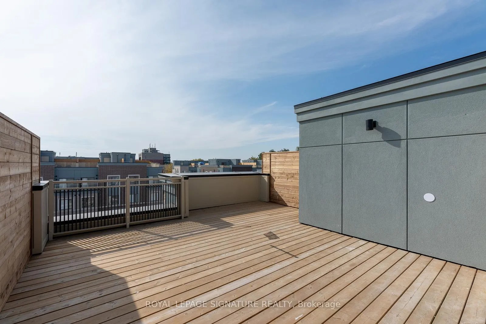 Photo 31 of 175 Lloyd Janes Lane, Etobicoke, New Toronto — HOMEH