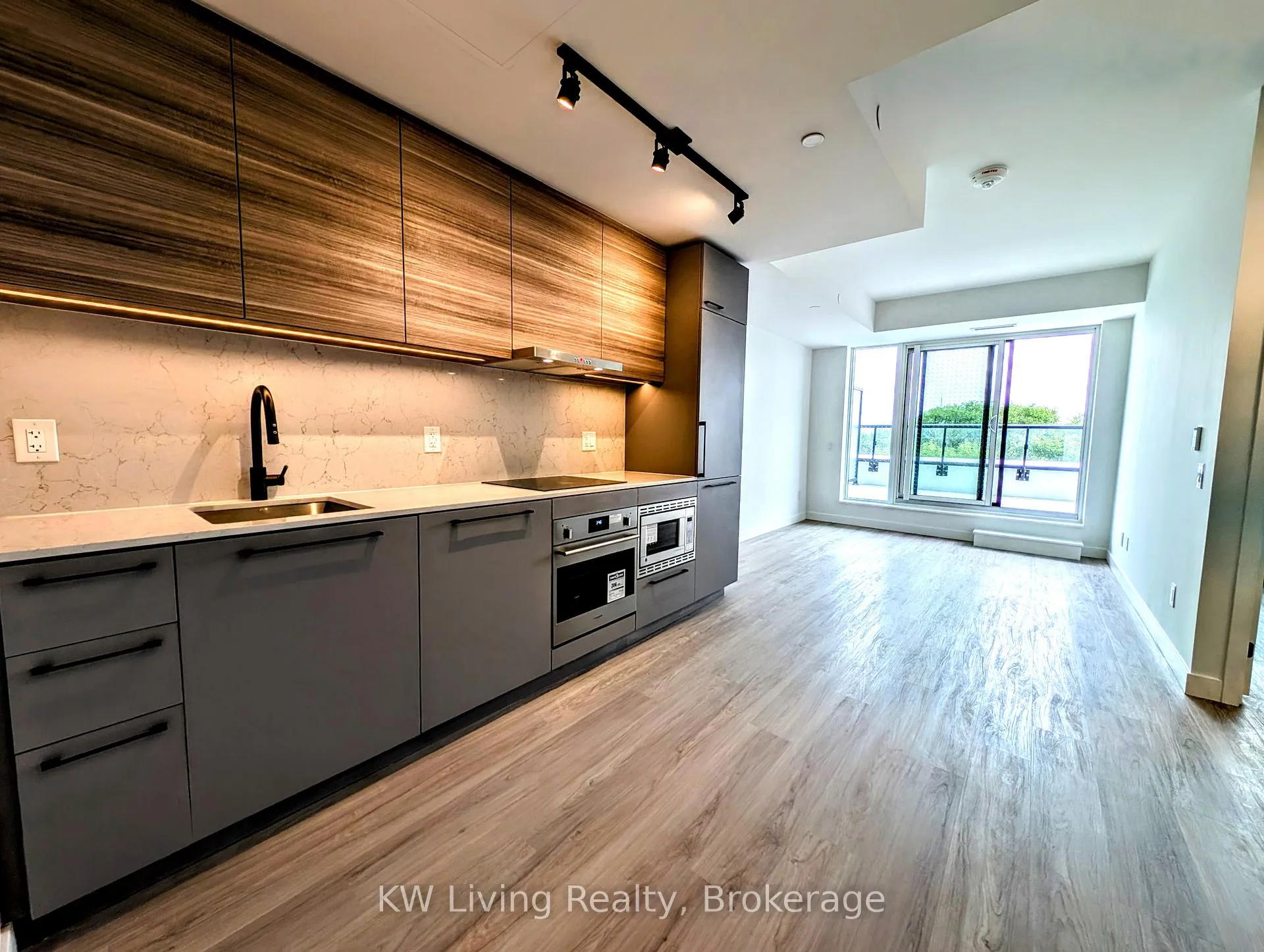 Photo 2 of Unit 519, 1050 Eastern Avenue, Toronto, The Beaches — HOMEH