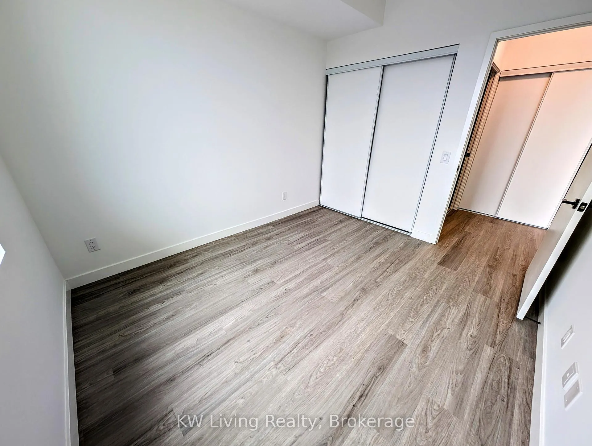 Photo 10 of Unit 519, 1050 Eastern Avenue, Toronto, The Beaches — HOMEH