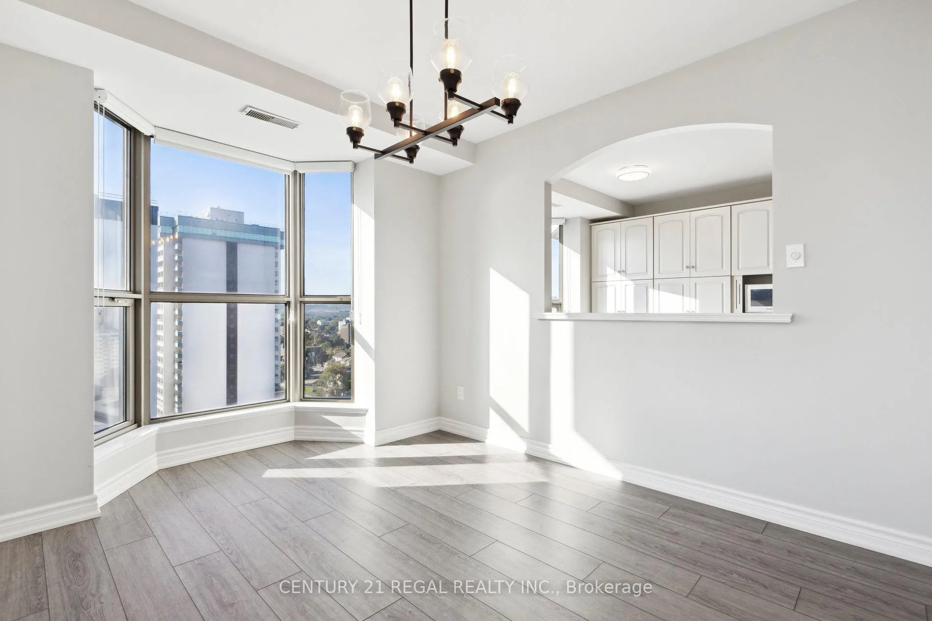 Photo 22 of Unit 1603, 67 Caroline Street, Hamilton, Durand — HOMEH