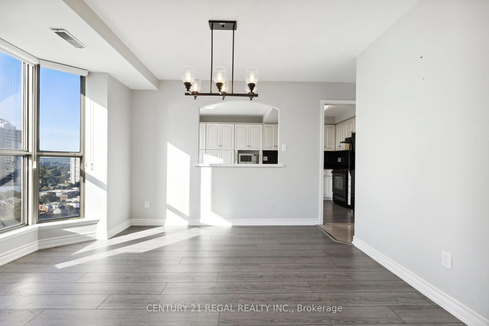 Photo 24 of Unit 1603, 67 Caroline Street, Hamilton, Durand — HOMEH