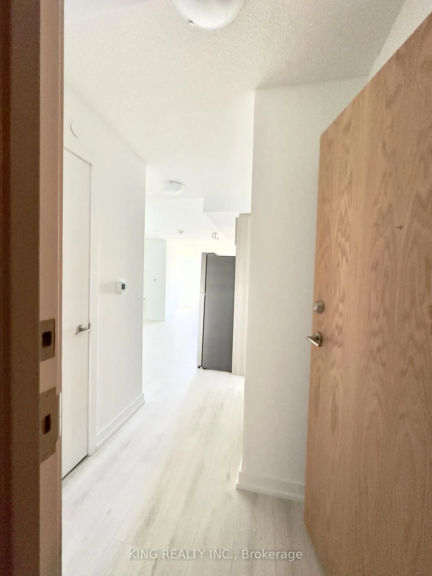Photo 5 of Unit 1604, 1435 Celebration Drive, Pickering, Bay Ridges — HOMEH