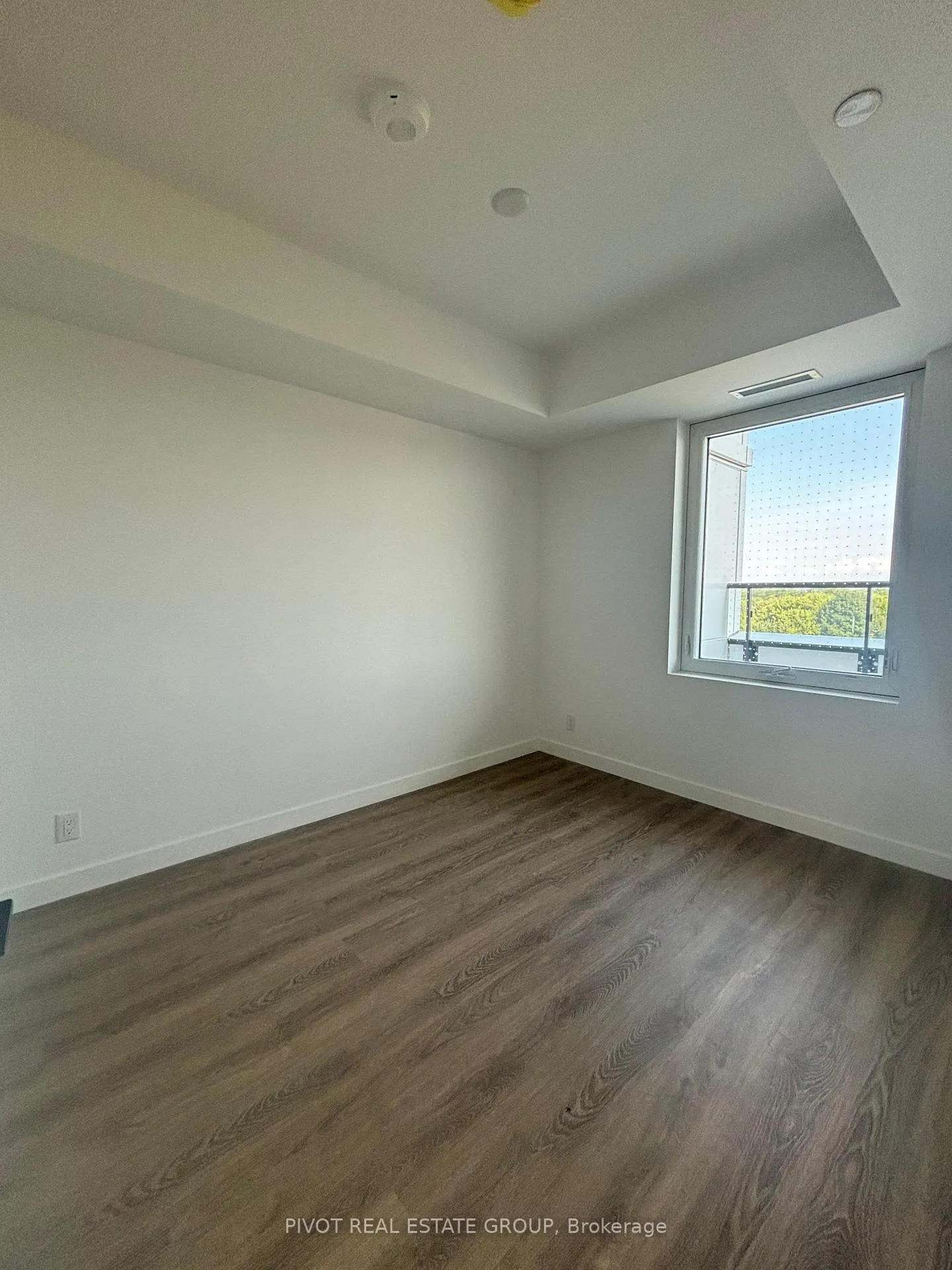 Photo 4 of Unit 509, 1050 Eastern Avenue, Toronto, The Beaches — HOMEH