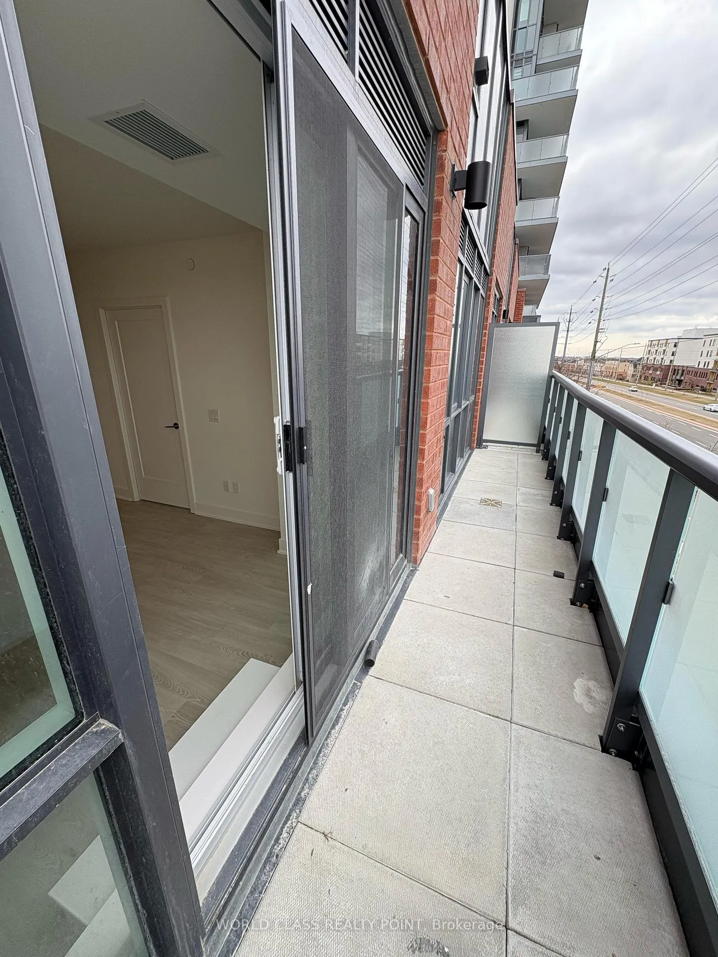 Photo 1 of Unit 321, 2545 SIMCOE St Street N, Oshawa, Windfields — HOMEH