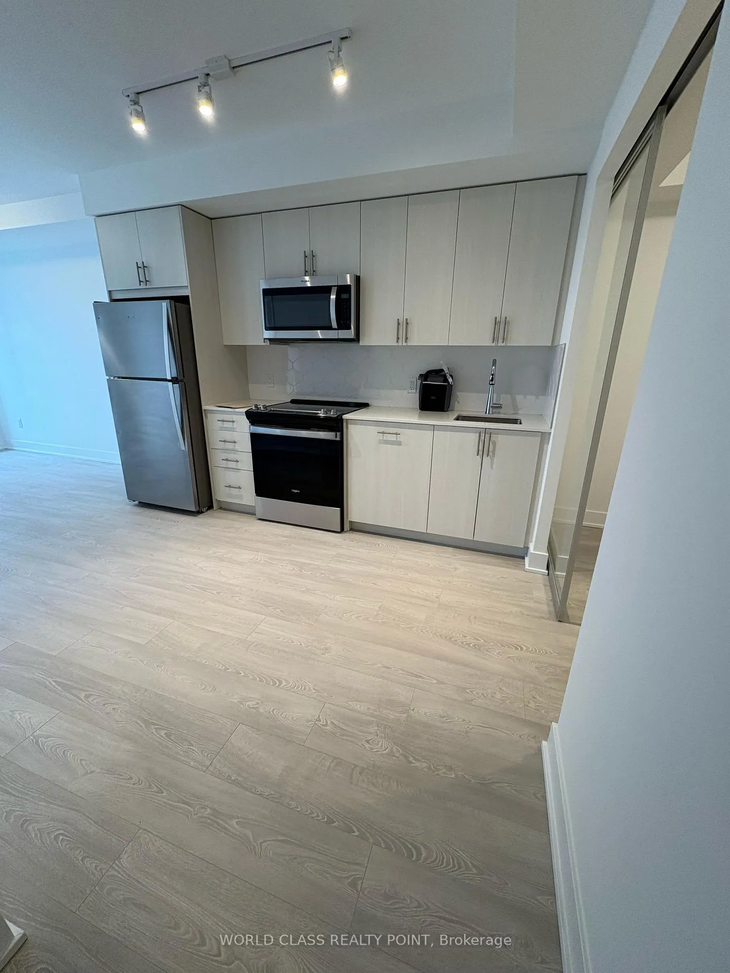 Photo 12 of Unit 321, 2545 SIMCOE St Street N, Oshawa, Windfields — HOMEH