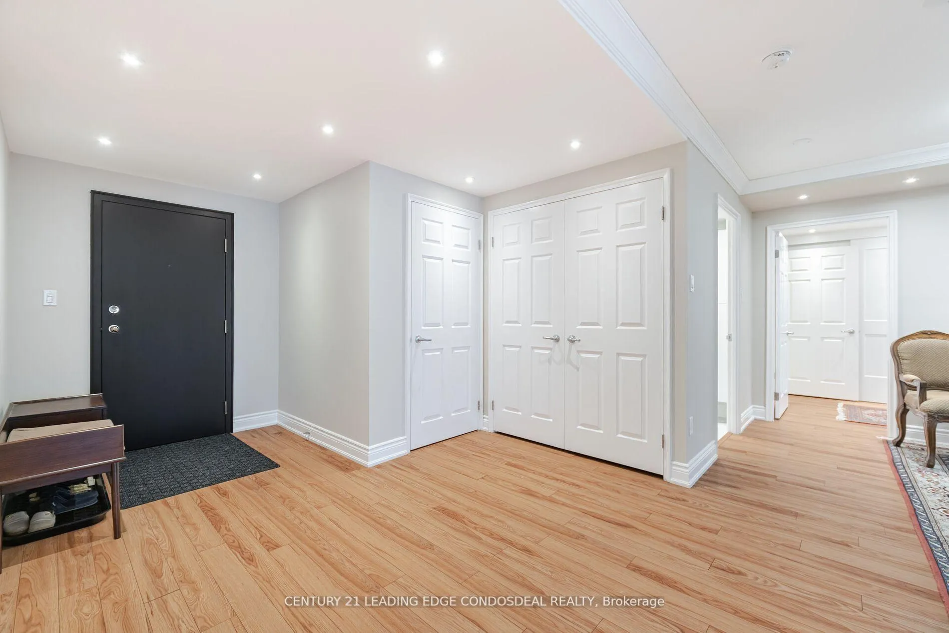 Photo 6 of Unit 2106, 33 University Avenue, Toronto, Bay Street Corridor — HOMEH