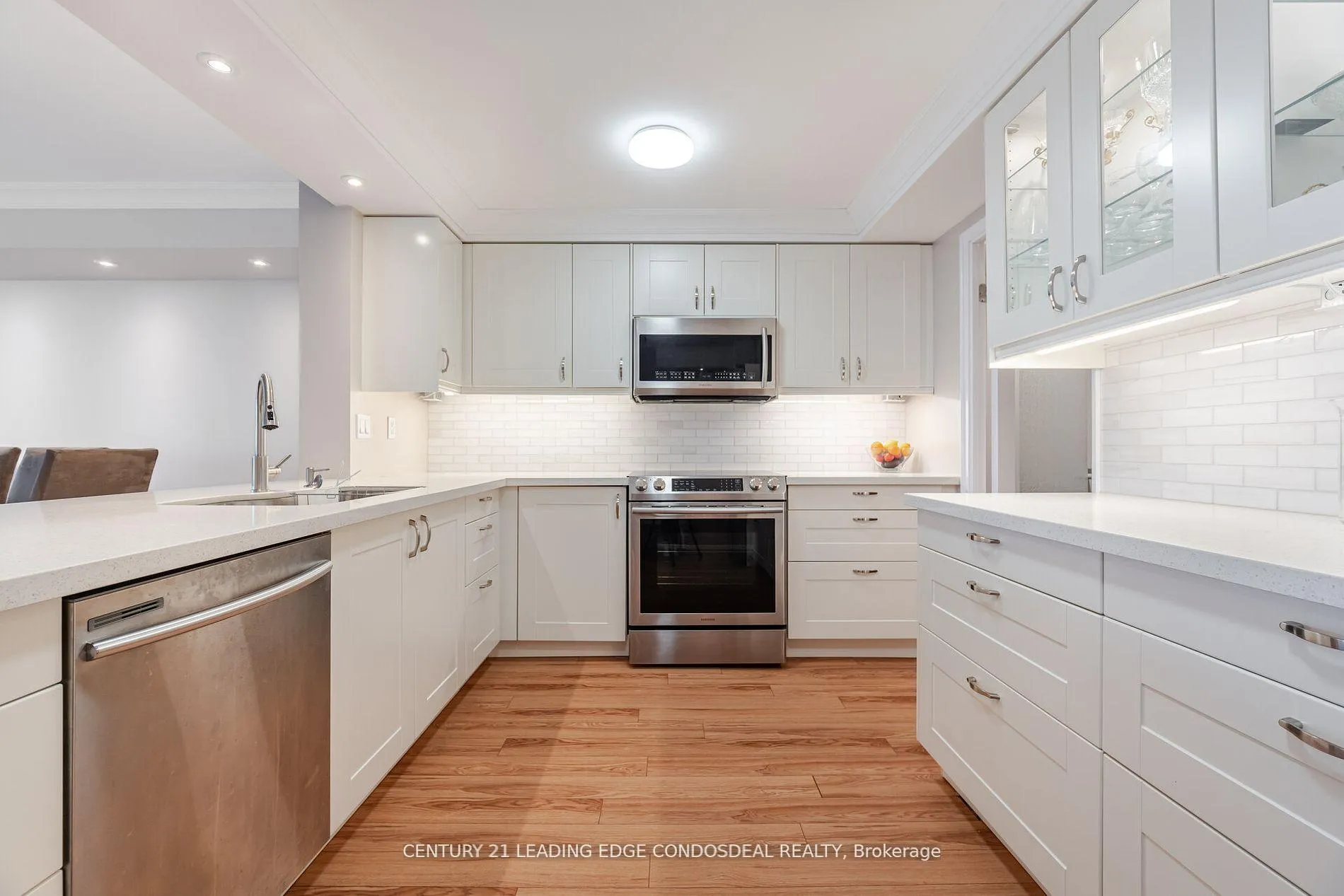 Photo 19 of Unit 2106, 33 University Avenue, Toronto, Bay Street Corridor — HOMEH