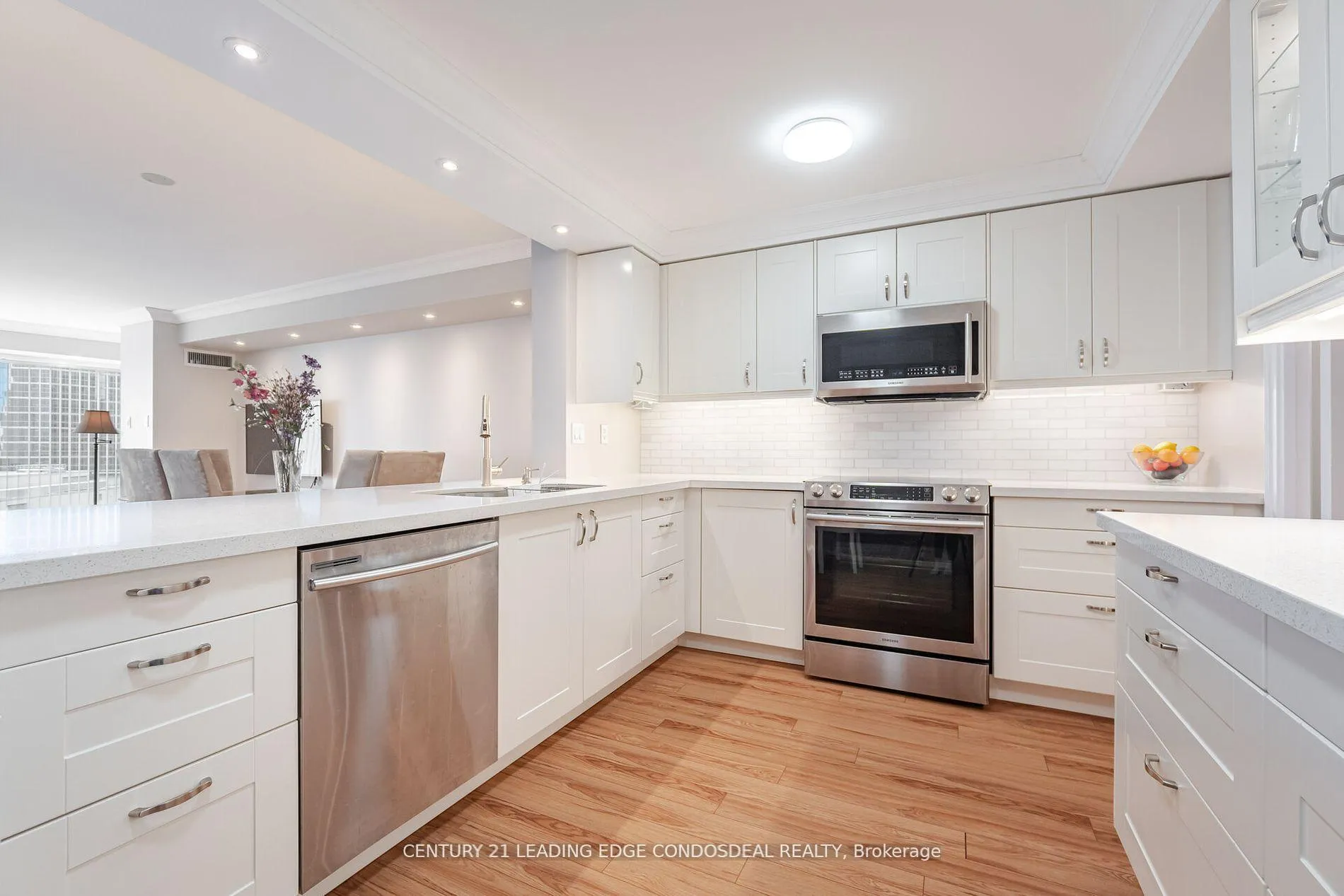 Photo 21 of Unit 2106, 33 University Avenue, Toronto, Bay Street Corridor — HOMEH