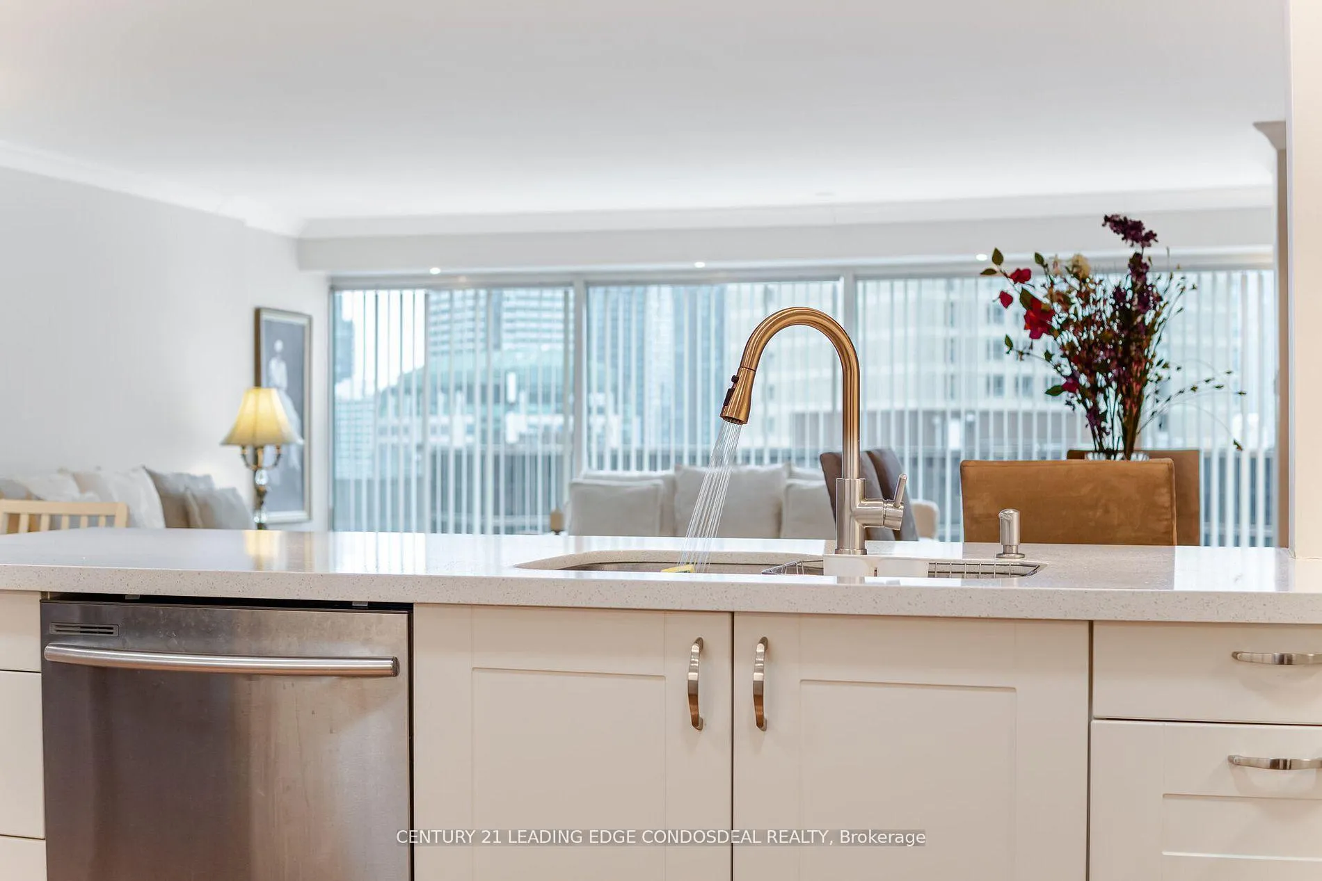 Photo 23 of Unit 2106, 33 University Avenue, Toronto, Bay Street Corridor — HOMEH