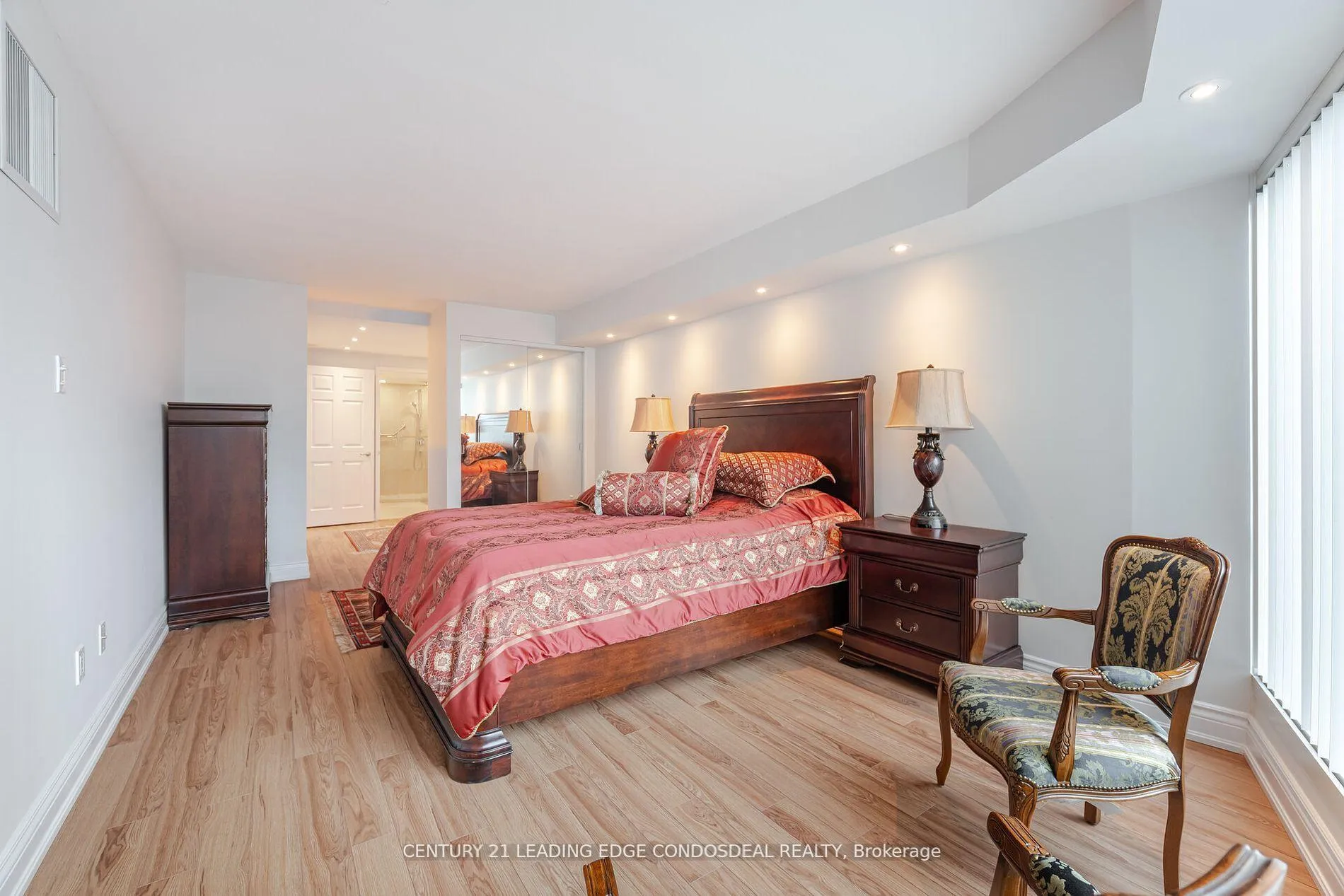 Photo 31 of Unit 2106, 33 University Avenue, Toronto, Bay Street Corridor — HOMEH