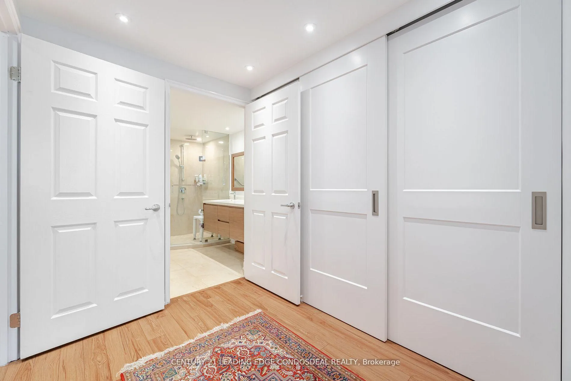 Photo 32 of Unit 2106, 33 University Avenue, Toronto, Bay Street Corridor — HOMEH