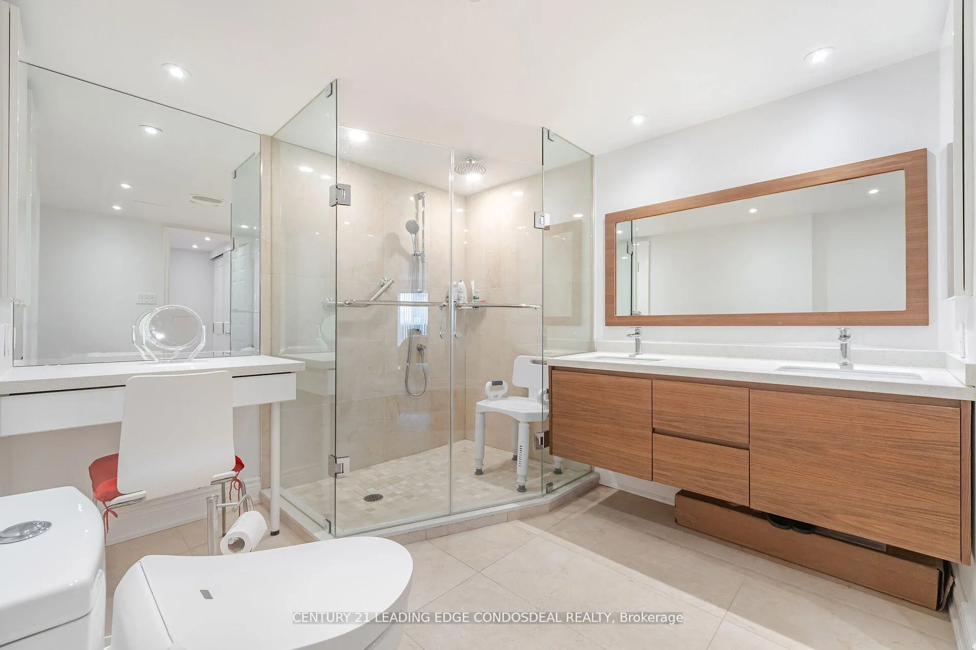 Photo 33 of Unit 2106, 33 University Avenue, Toronto, Bay Street Corridor — HOMEH