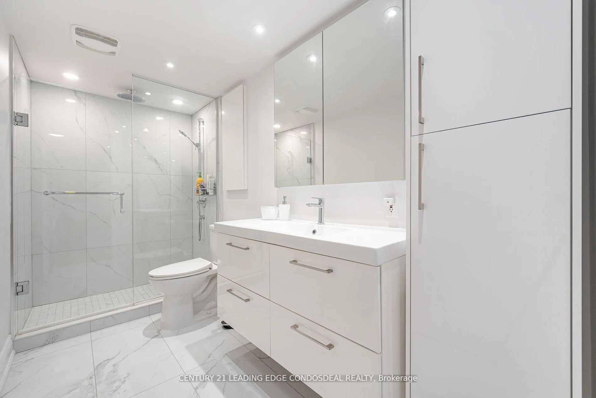 Photo 37 of Unit 2106, 33 University Avenue, Toronto, Bay Street Corridor — HOMEH