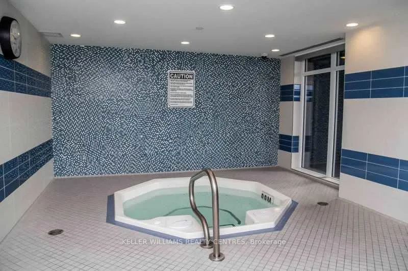 Photo 5 of Unit 923, 7161 Yonge Street S, Markham, Grandview — HOMEH