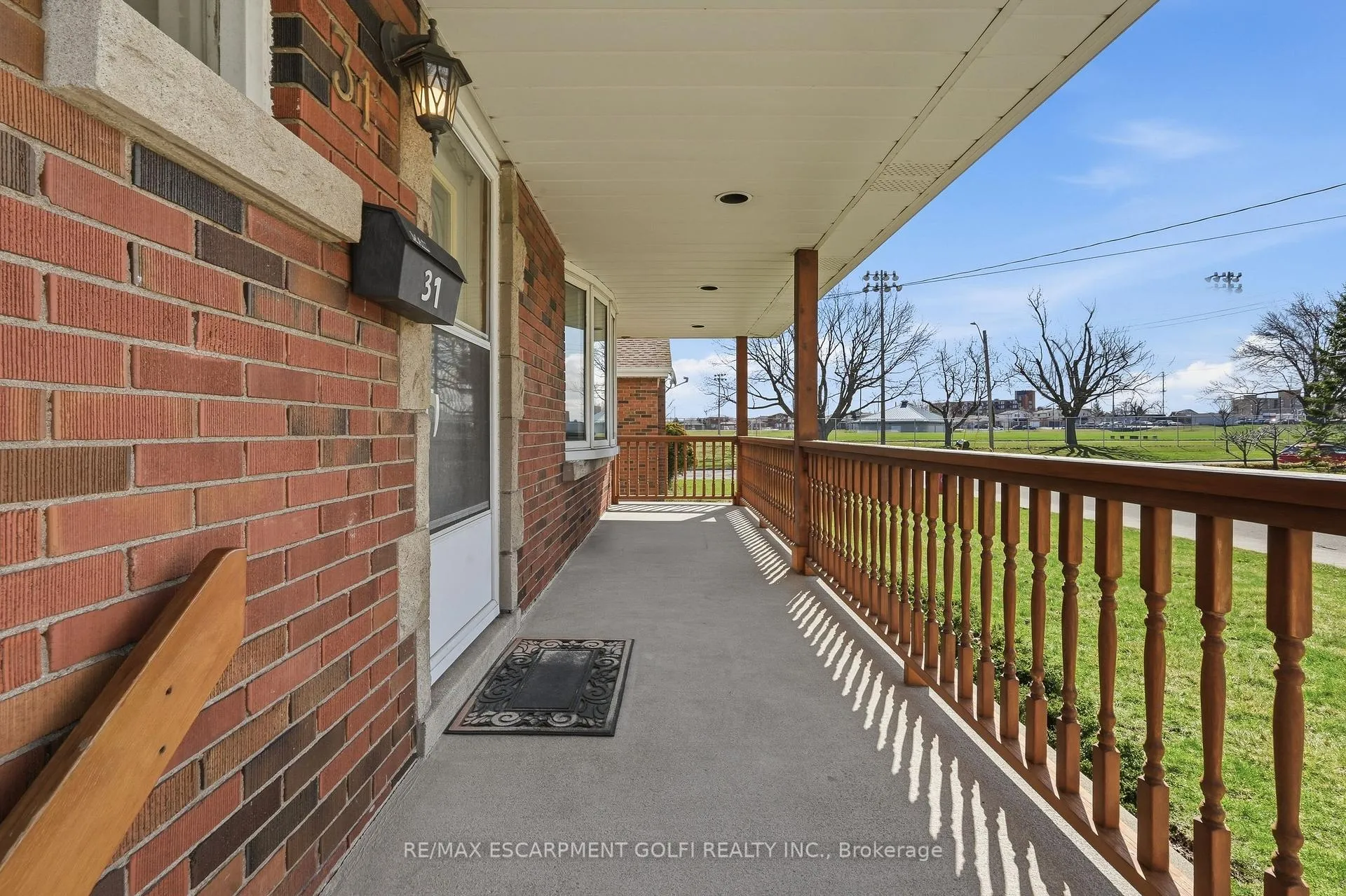 Photo 4 of 31 Sheridan Drive, Hamilton, Hill Park — HOMEH