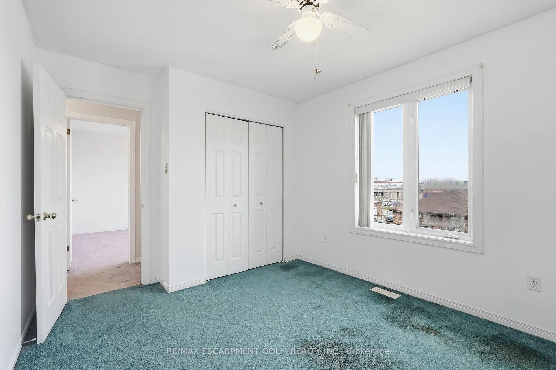 Photo 19 of 31 Sheridan Drive, Hamilton, Hill Park — HOMEH