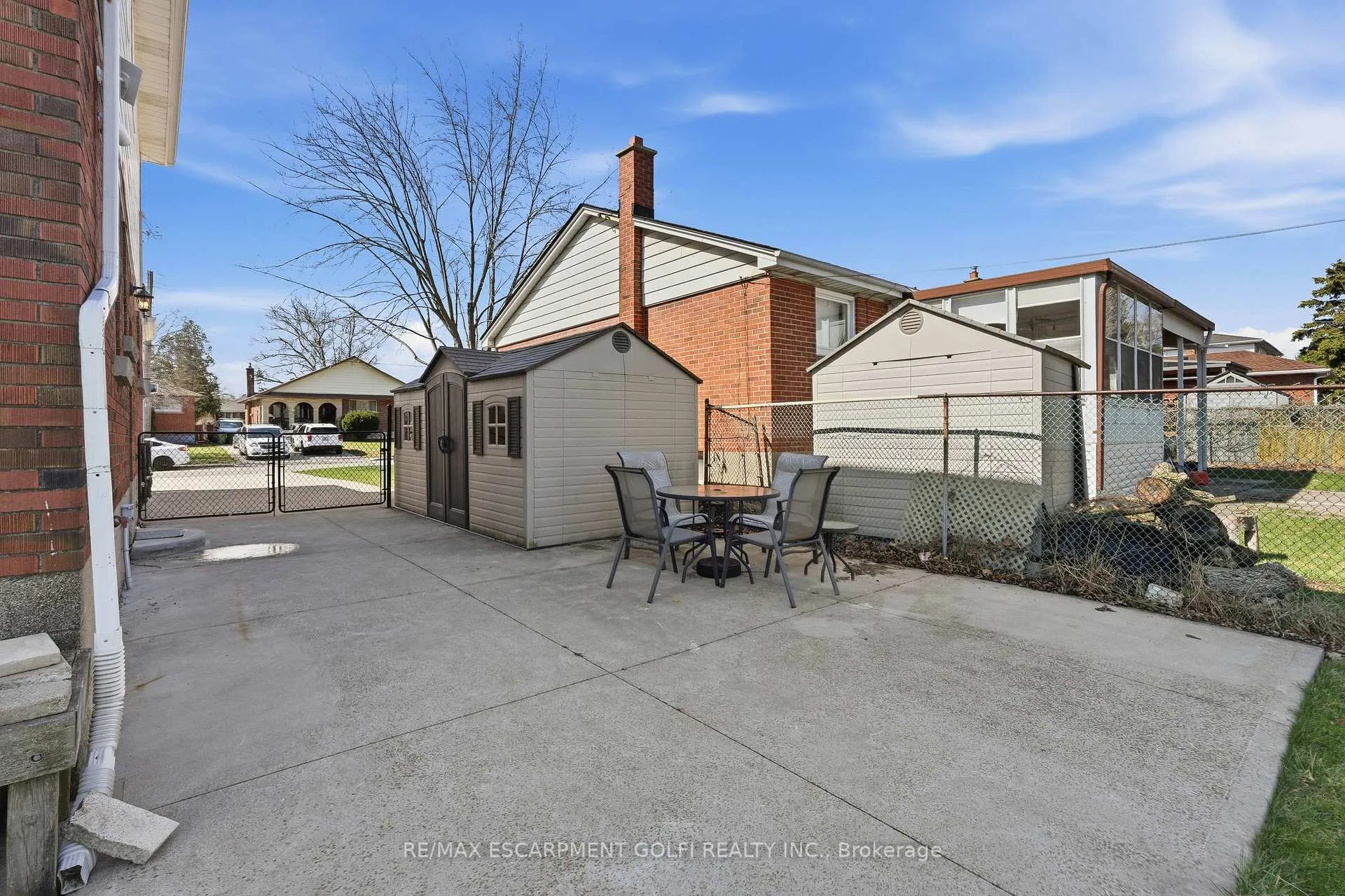 Photo 28 of 31 Sheridan Drive, Hamilton, Hill Park — HOMEH