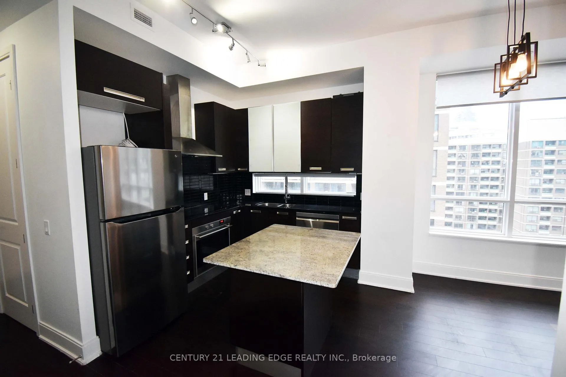 Photo 4 of Unit 1503, 21 Balmuto Street, Toronto, Bay Street Corridor — HOMEH