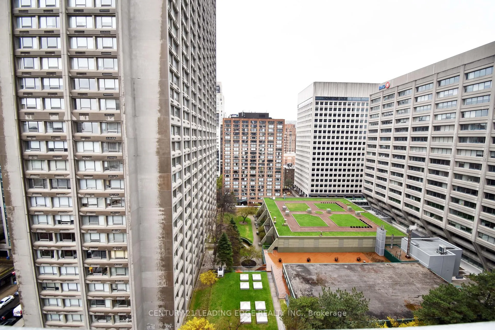 Photo 17 of Unit 1503, 21 Balmuto Street, Toronto, Bay Street Corridor — HOMEH