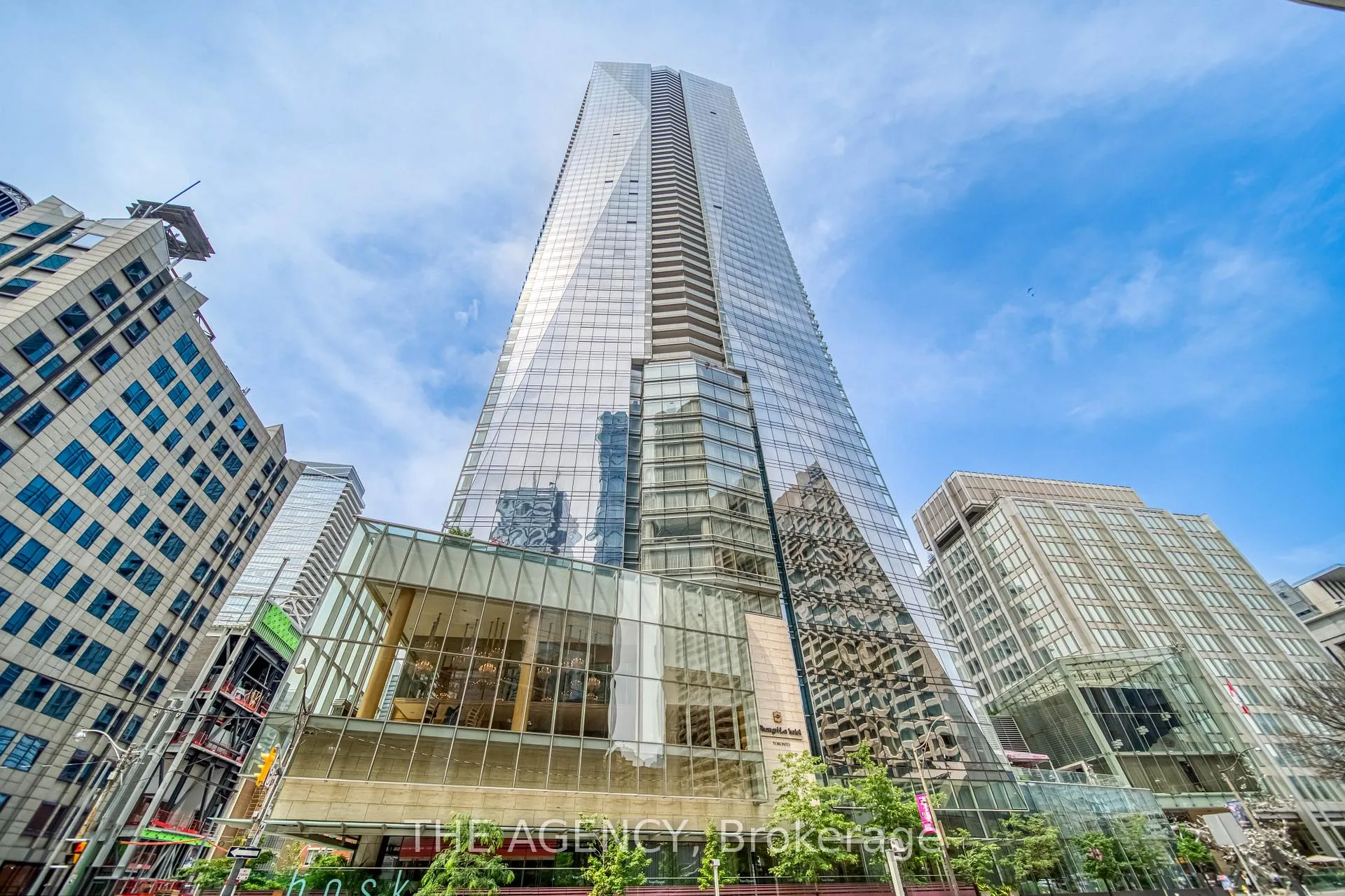 Photo 1 of Unit 5005, 180 University Avenue, Toronto, Bay Street Corridor — HOMEH