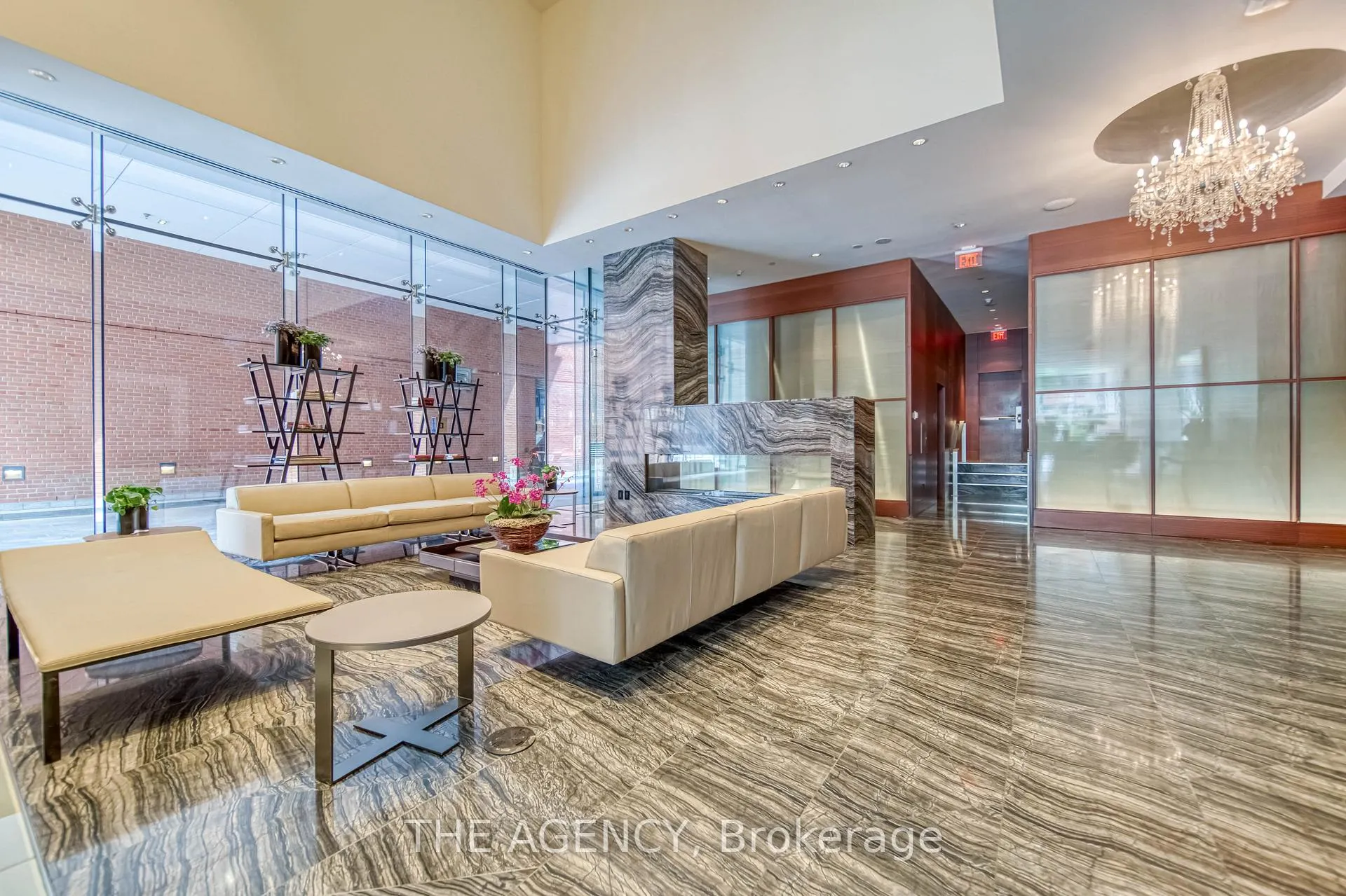 Photo 3 of Unit 5005, 180 University Avenue, Toronto, Bay Street Corridor — HOMEH