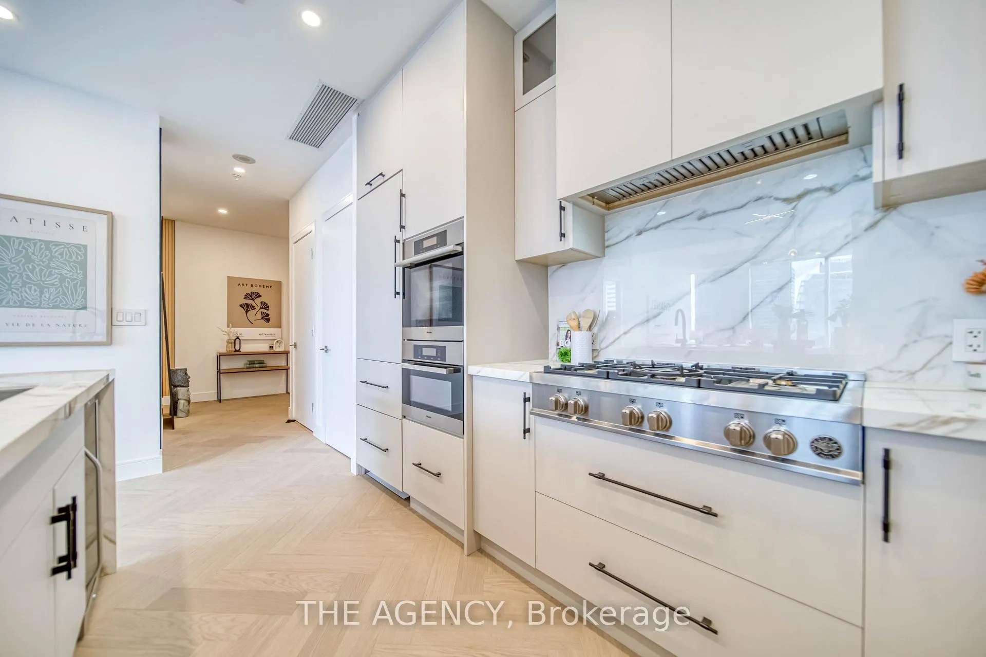 Photo 13 of Unit 5005, 180 University Avenue, Toronto, Bay Street Corridor — HOMEH
