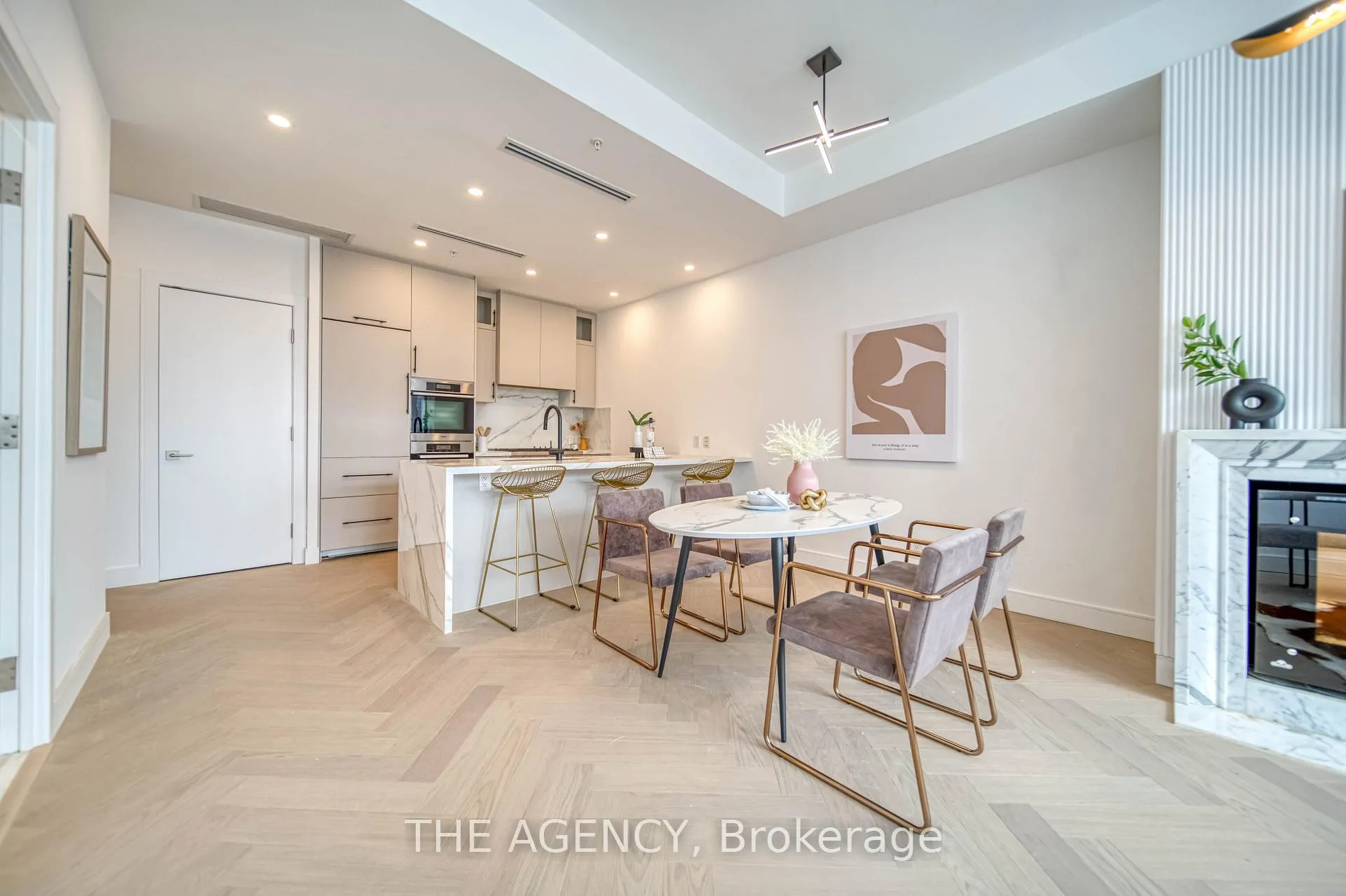 Photo 18 of Unit 5005, 180 University Avenue, Toronto, Bay Street Corridor — HOMEH