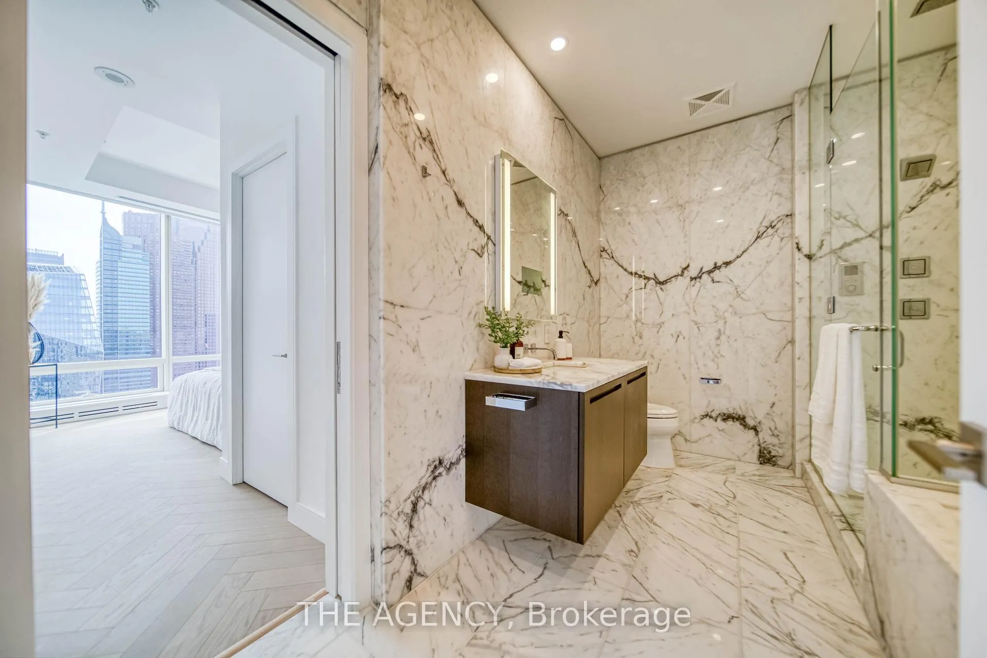 Photo 34 of Unit 5005, 180 University Avenue, Toronto, Bay Street Corridor — HOMEH