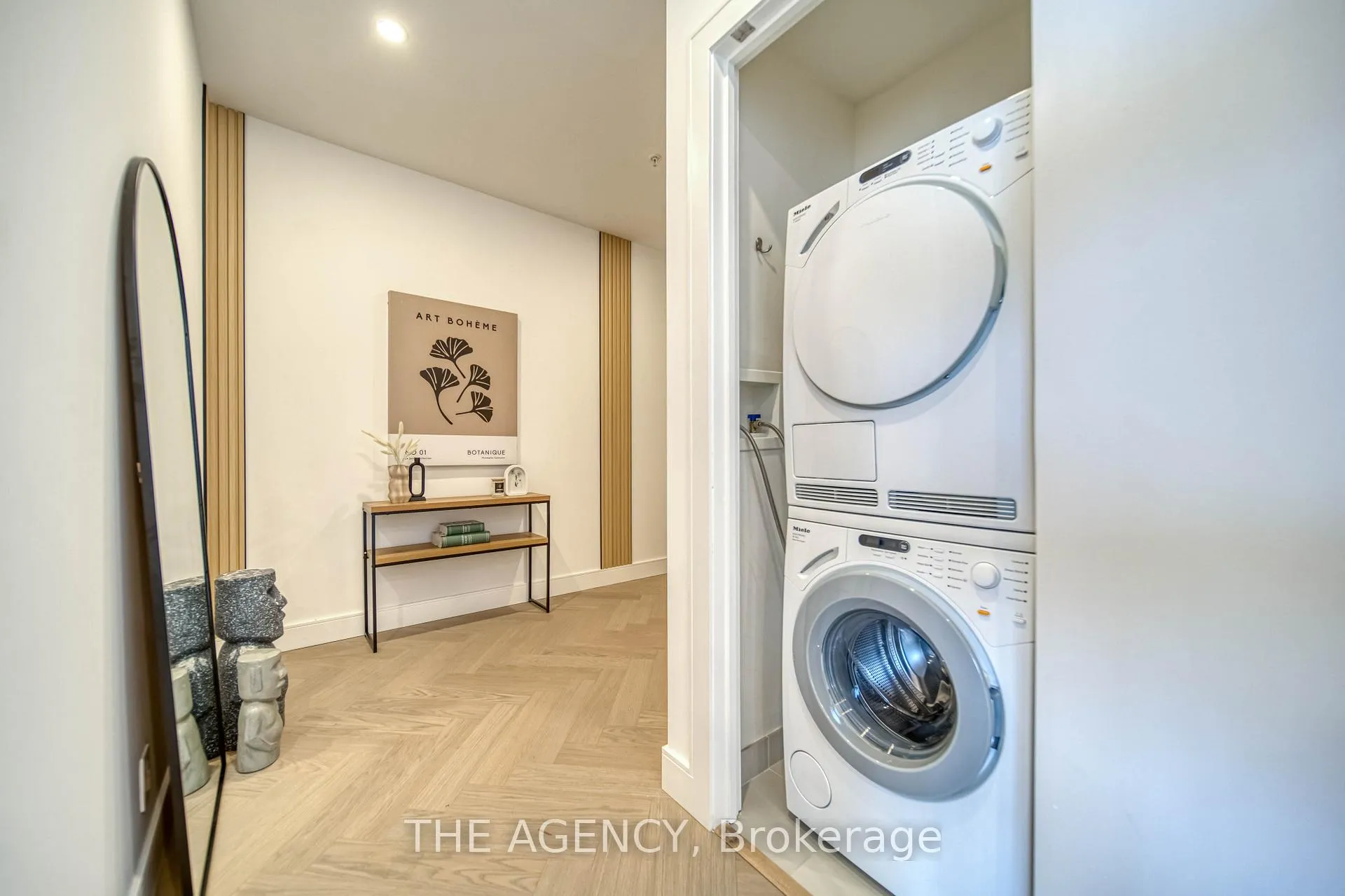 Photo 37 of Unit 5005, 180 University Avenue, Toronto, Bay Street Corridor — HOMEH