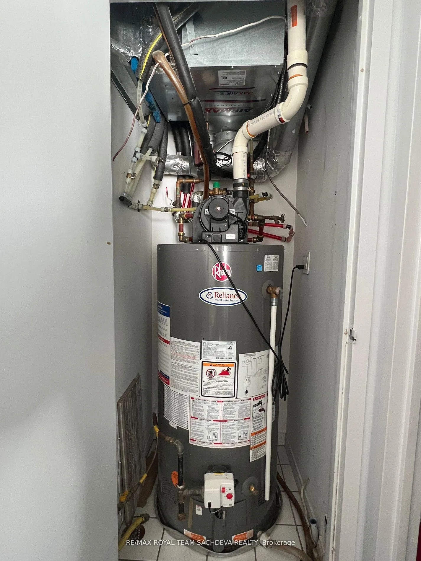Photo 9 of Unit 921, 50 Western Battery Road, Toronto, Niagara — HOMEH