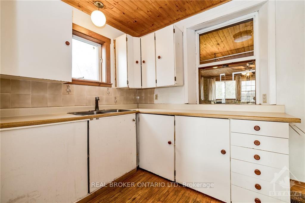 Photo 8 of 25 High Street, Carleton Place — HOMEH