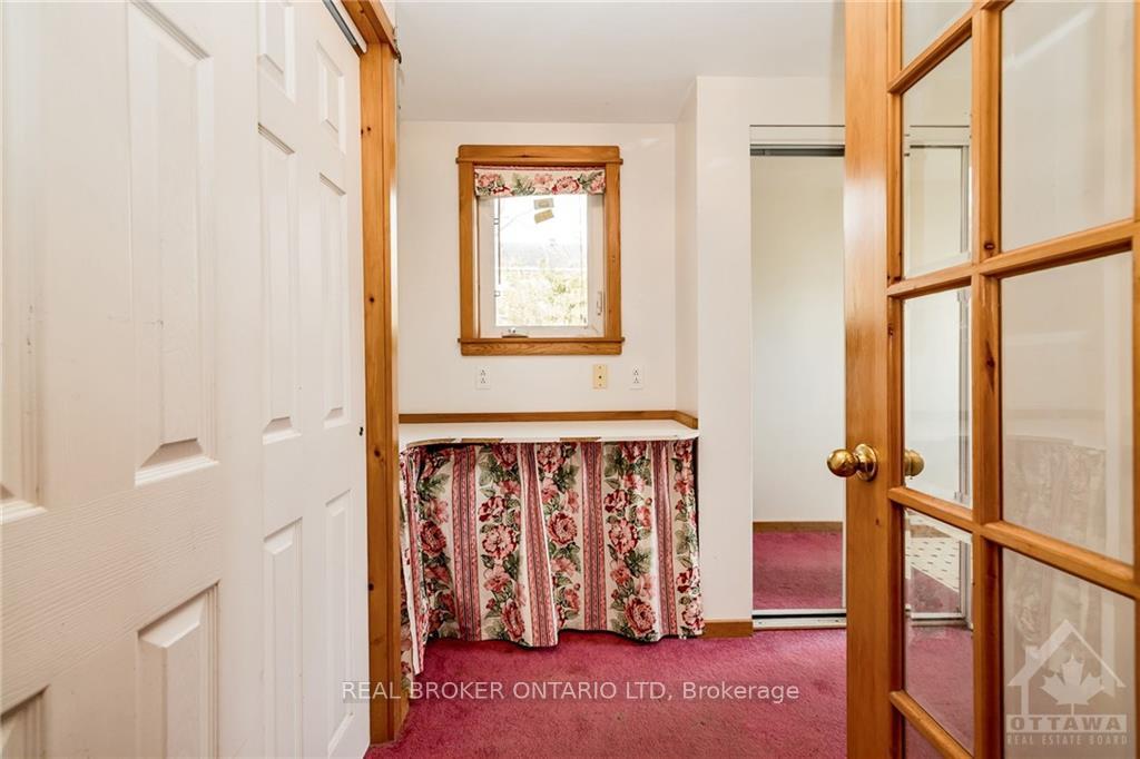 Photo 15 of 25 High Street, Carleton Place — HOMEH
