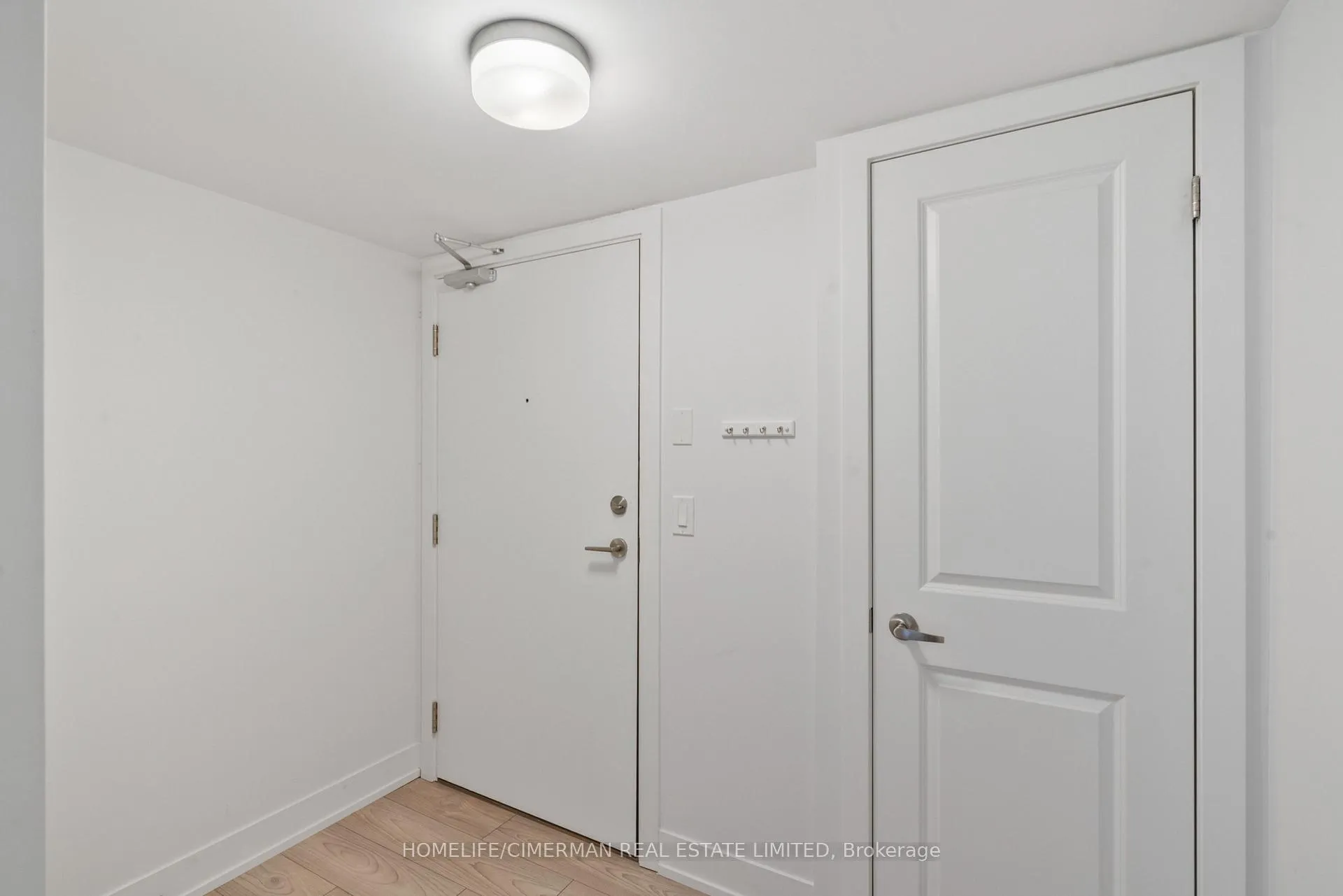 Photo 10 of Unit 1809, 1255 Bayly Street, Pickering, Bay Ridges — HOMEH