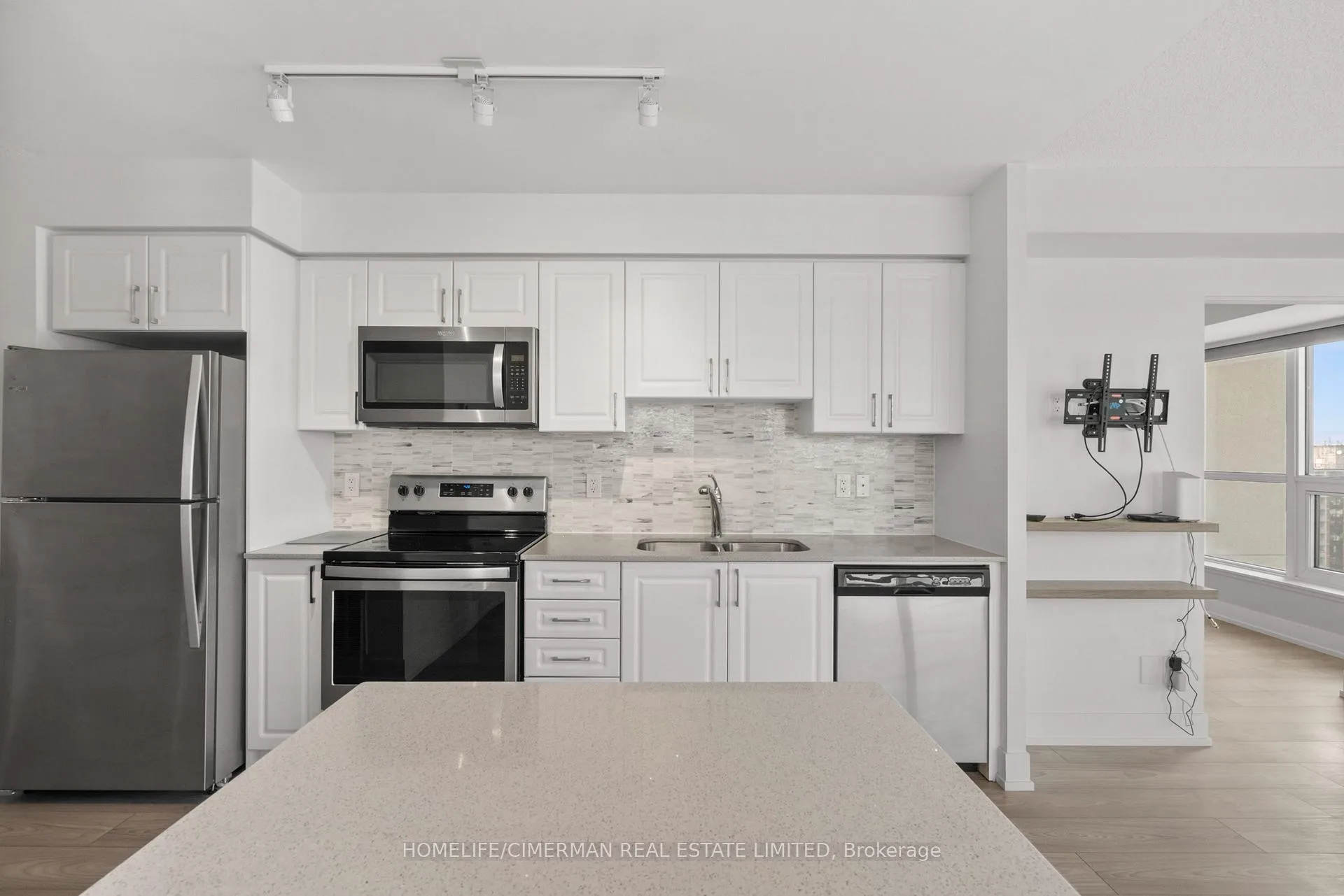 Photo 16 of Unit 1809, 1255 Bayly Street, Pickering, Bay Ridges — HOMEH