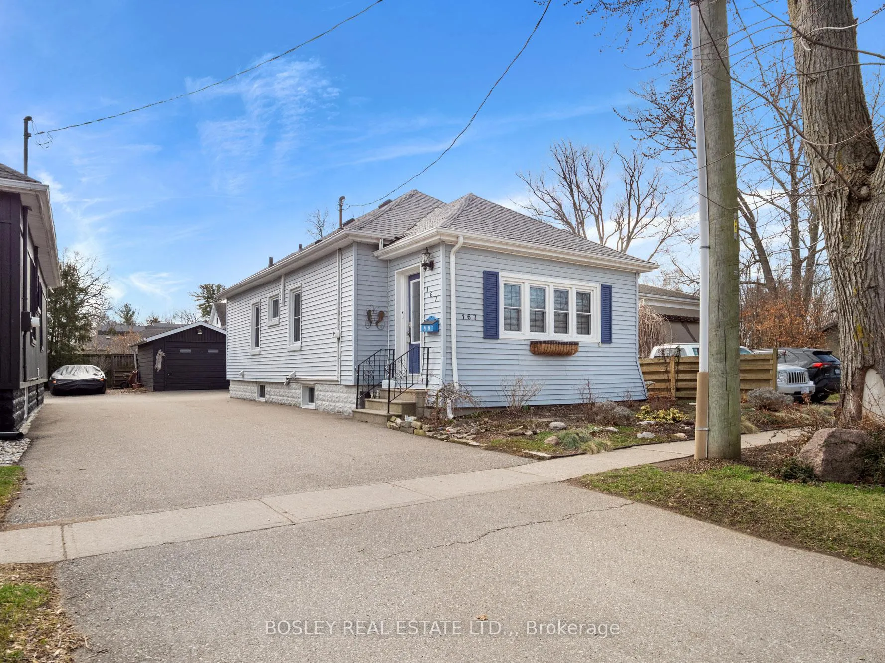 Photo 1 of 167 Main Street, St. Catharines, Port Dalhousie — HOMEH
