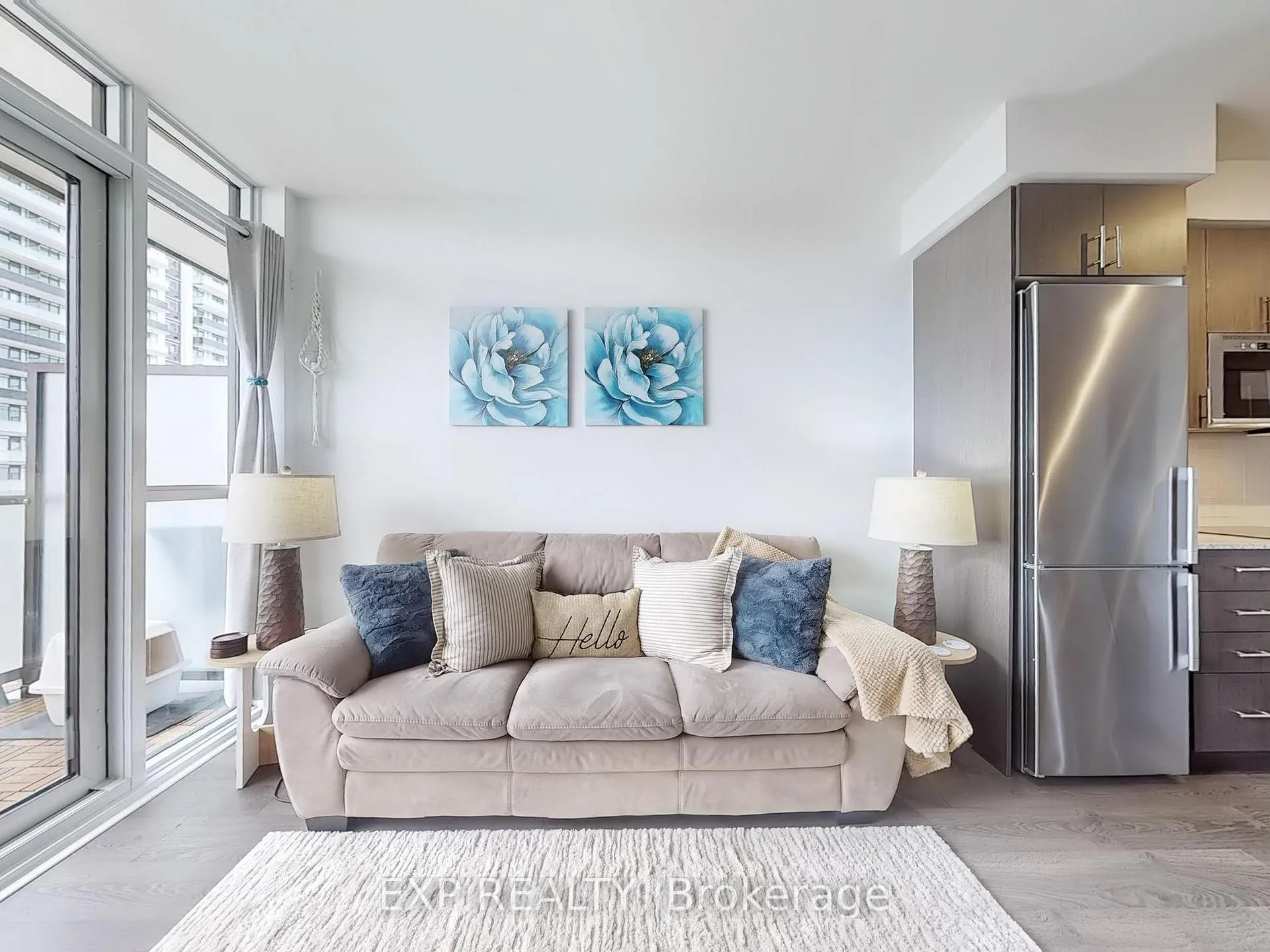Photo 3 of Unit 712, 2550 Simcoe Street N, Oshawa, Windfields — HOMEH