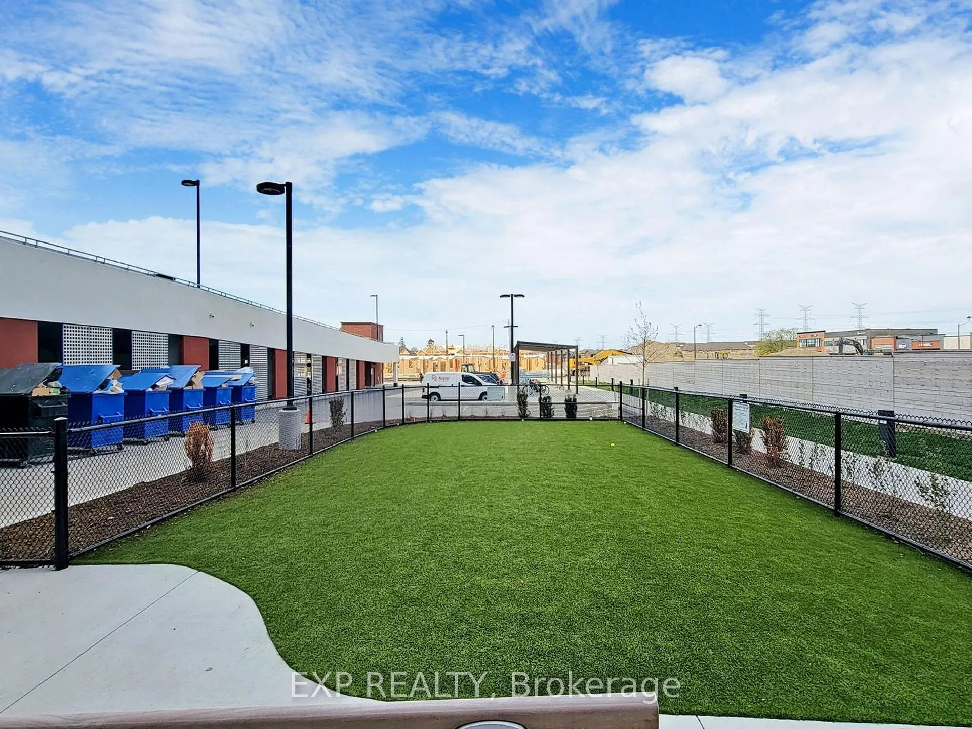 Photo 23 of Unit 712, 2550 Simcoe Street N, Oshawa, Windfields — HOMEH