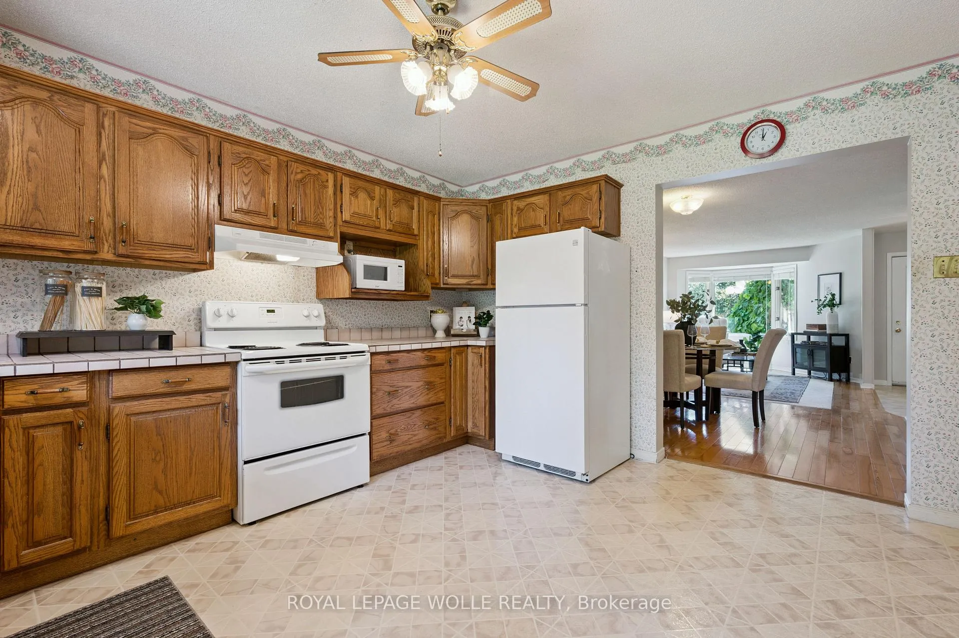Photo 10 of Unit #2, 1080 Isabella Street, Wellesley — HOMEH