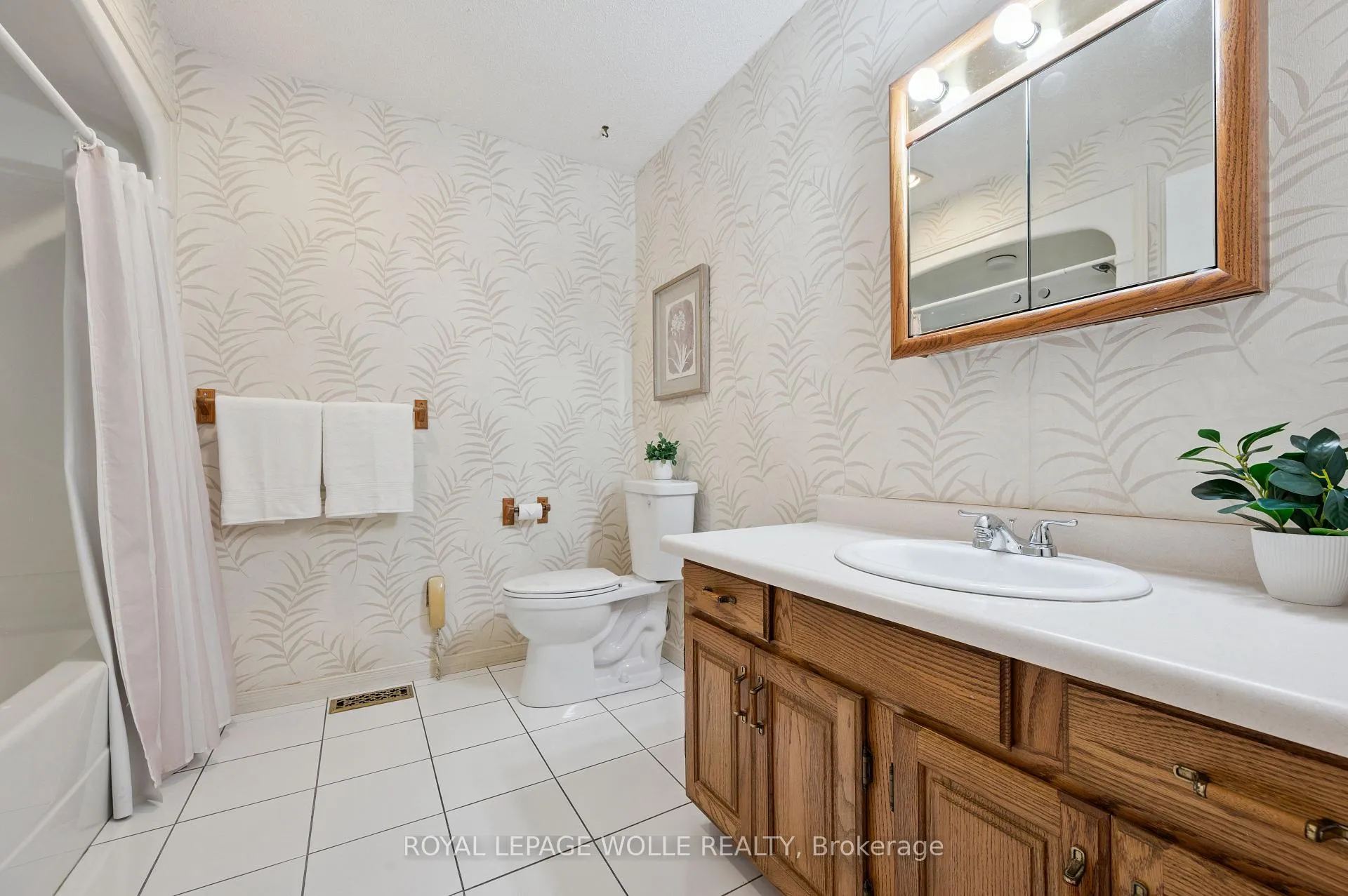 Photo 19 of Unit #2, 1080 Isabella Street, Wellesley — HOMEH