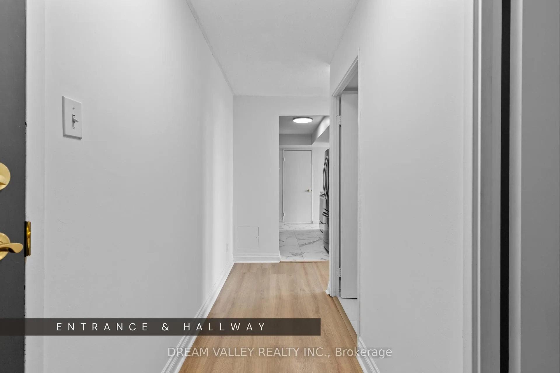 Photo 9 of Unit 1213, 330 Mccowan Road, Scarborough, Eglinton East — HOMEH