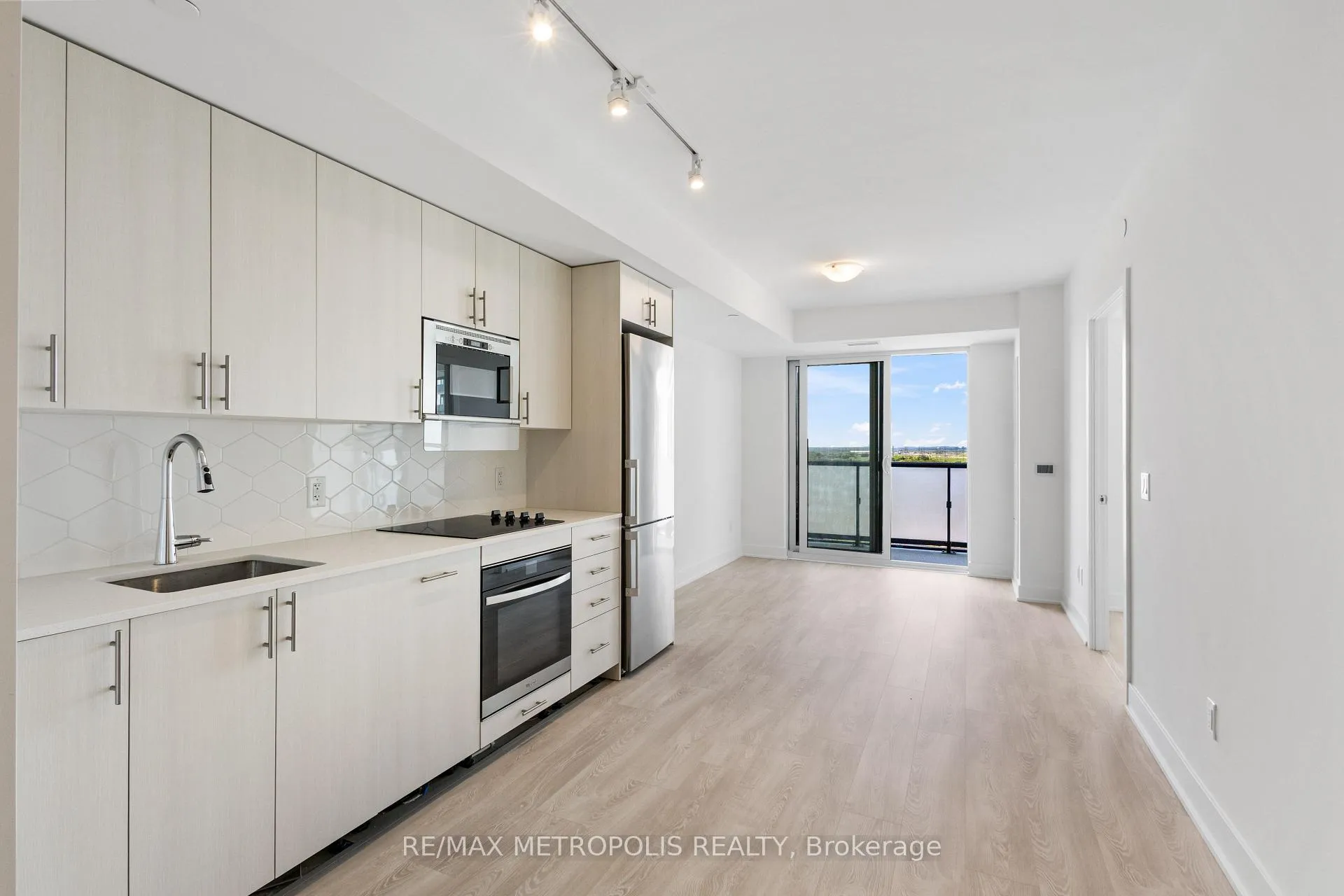 Photo 1 of Unit 1411, 2545 Simcoe Street N, Oshawa, Windfields — HOMEH