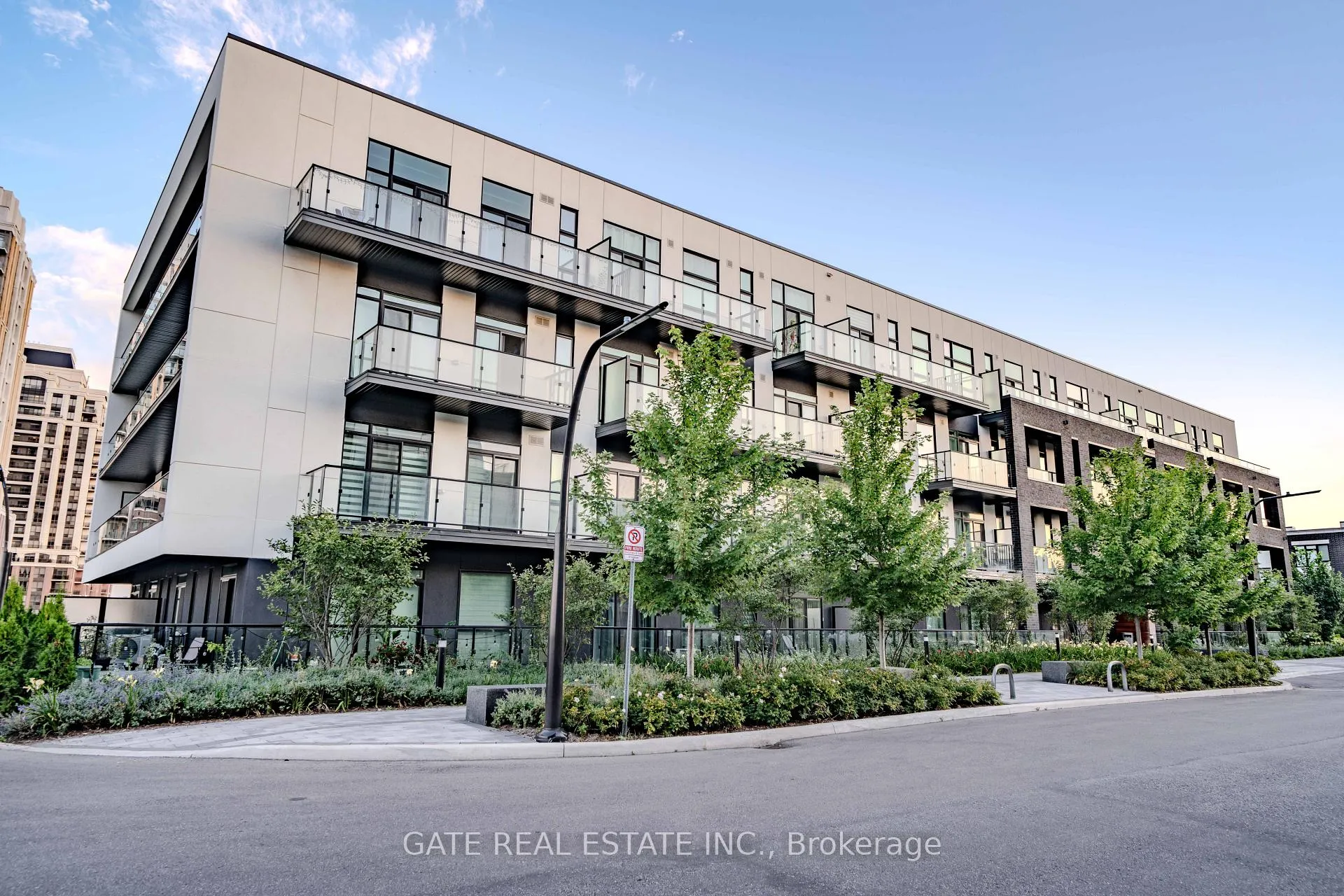 Photo 2 of Unit 503, 1 Climo Lane, Markham, Wismer — HOMEH