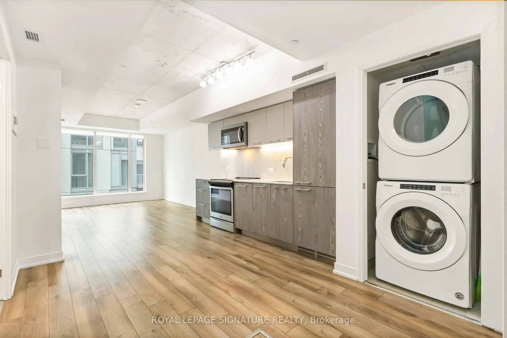 Photo 9 of Unit 609, 30 Baseball Place, Toronto, South Riverdale — HOMEH