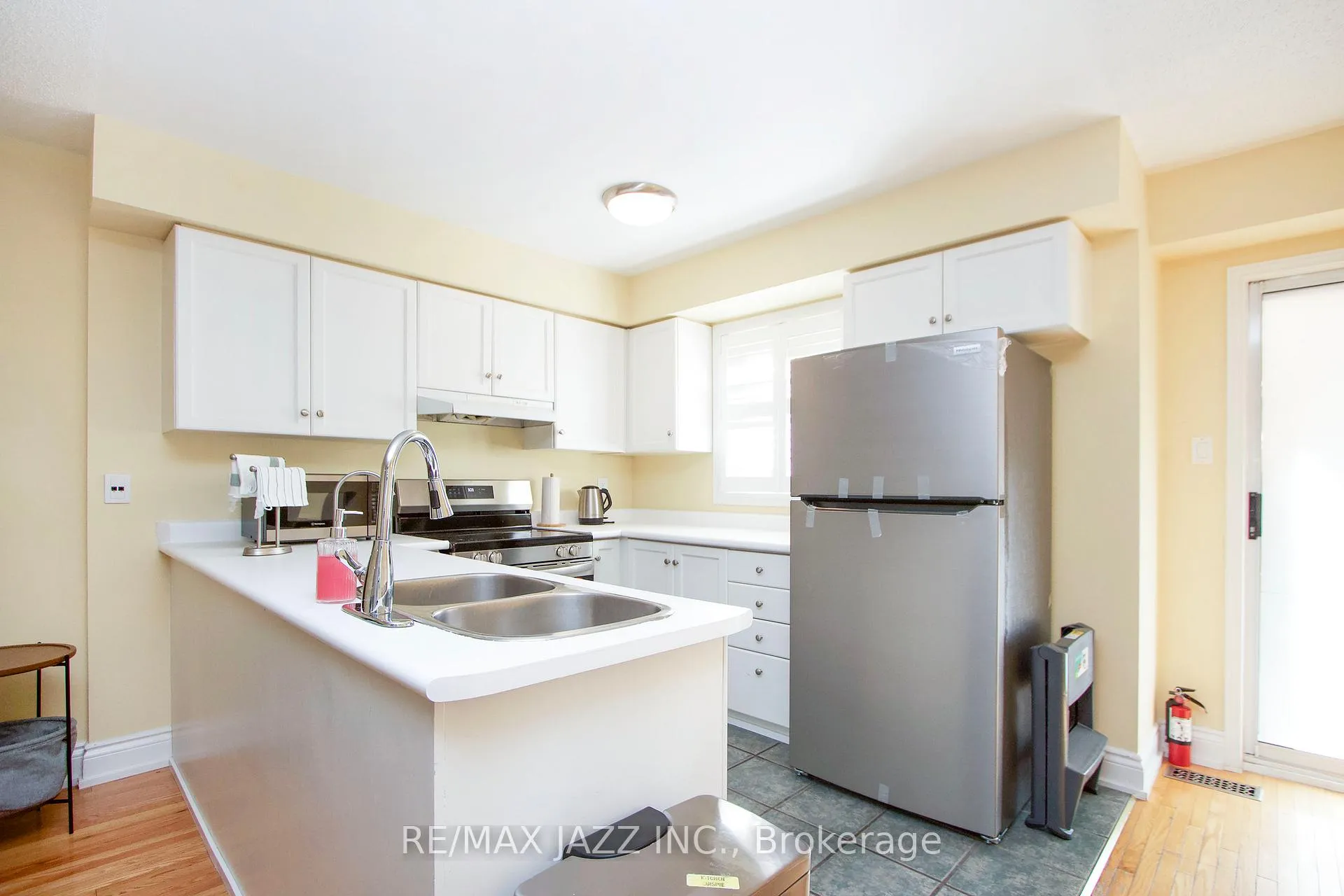 Photo 8 of Unit 39, 811 Wilson Road N, Oshawa, Pinecrest — HOMEH