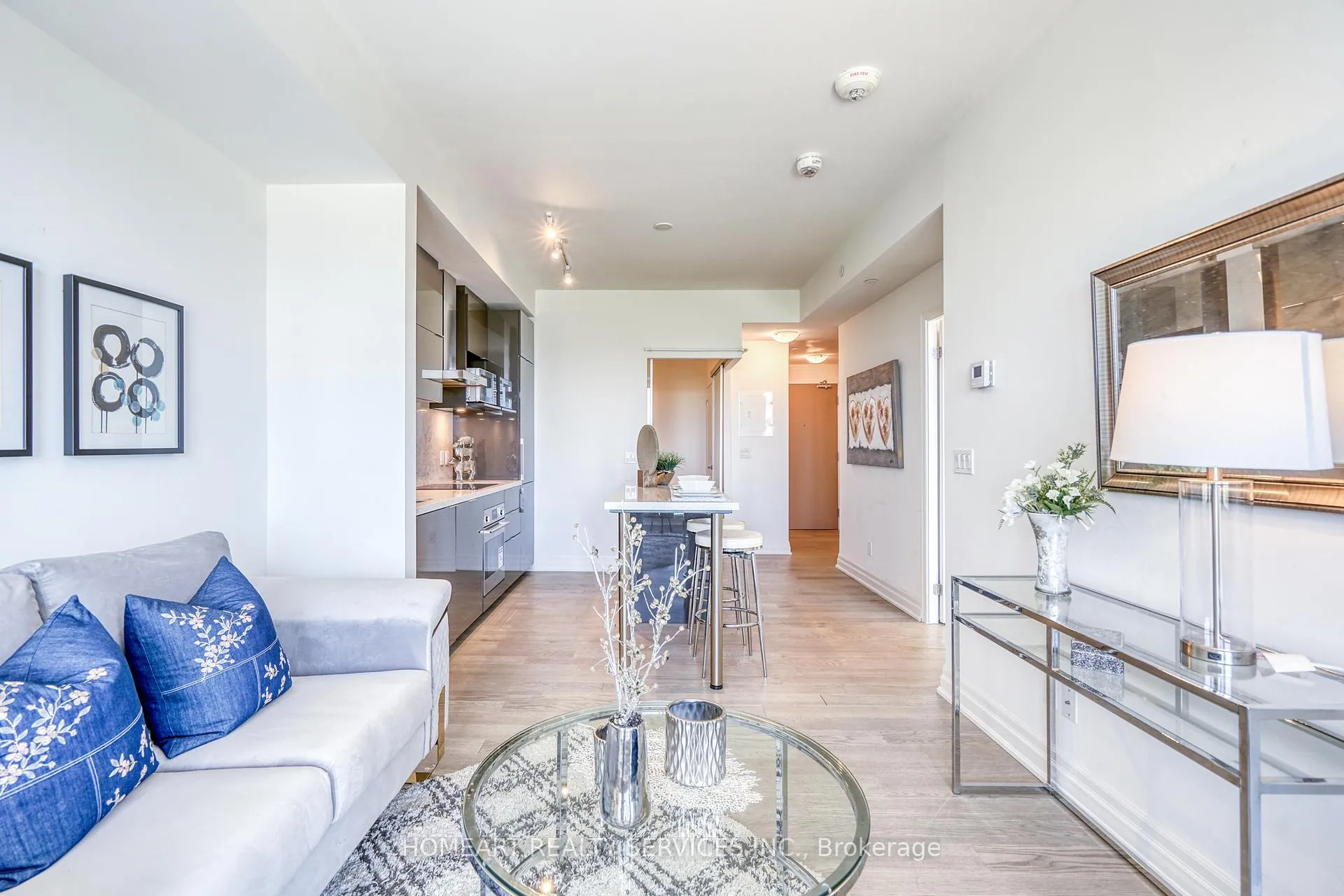 Photo 11 of Unit 1402, 10 Rouge Valley Drive W, Markham, Unionville — HOMEH
