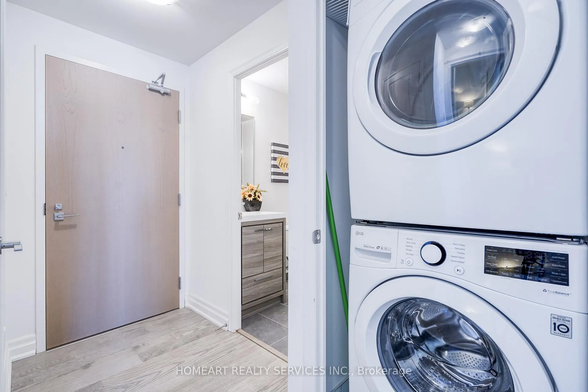 Photo 15 of Unit 1402, 10 Rouge Valley Drive W, Markham, Unionville — HOMEH