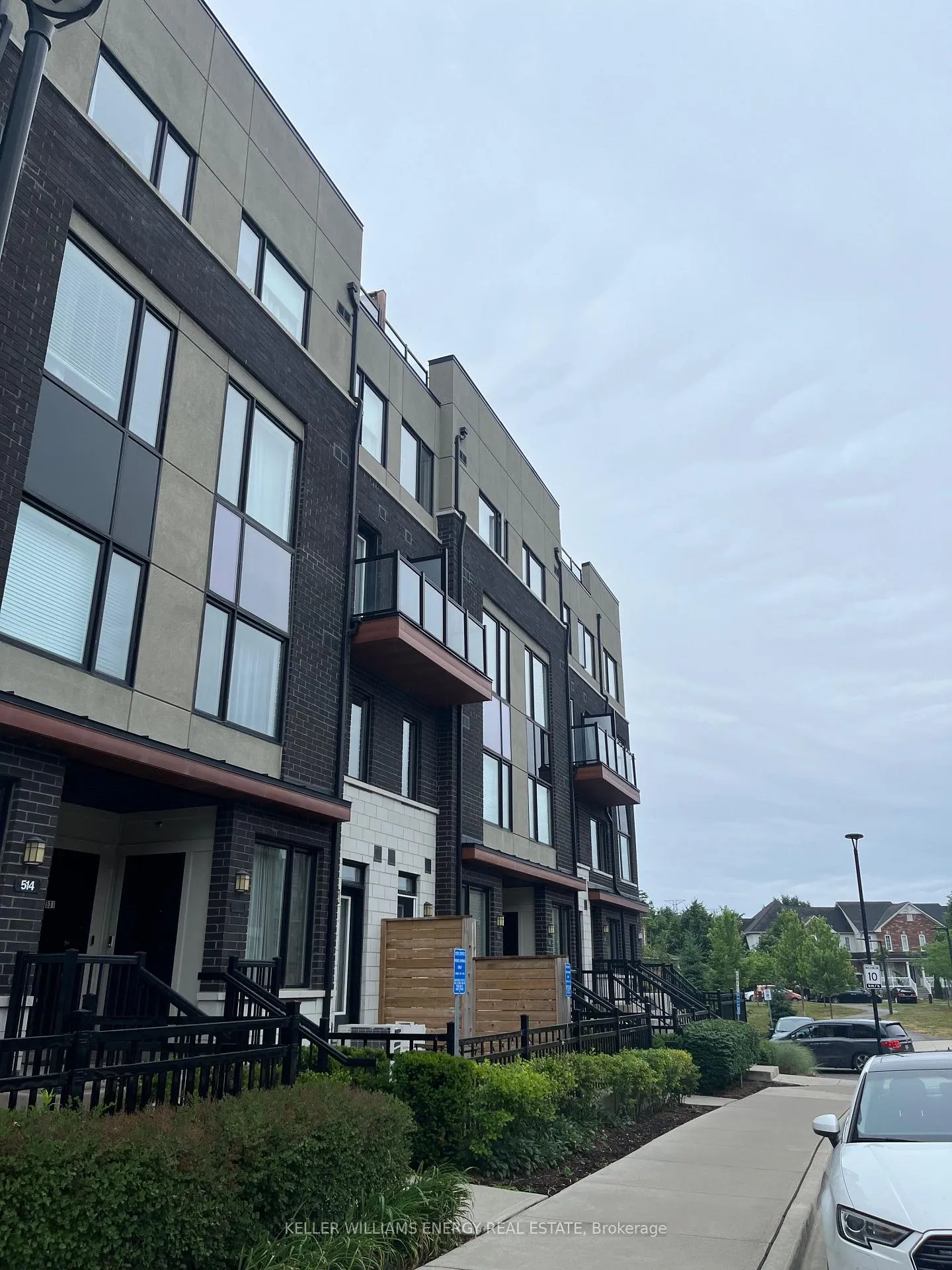 Photo 1 of Unit 533, 1555 Kingston Road, Pickering, Town Centre — HOMEH